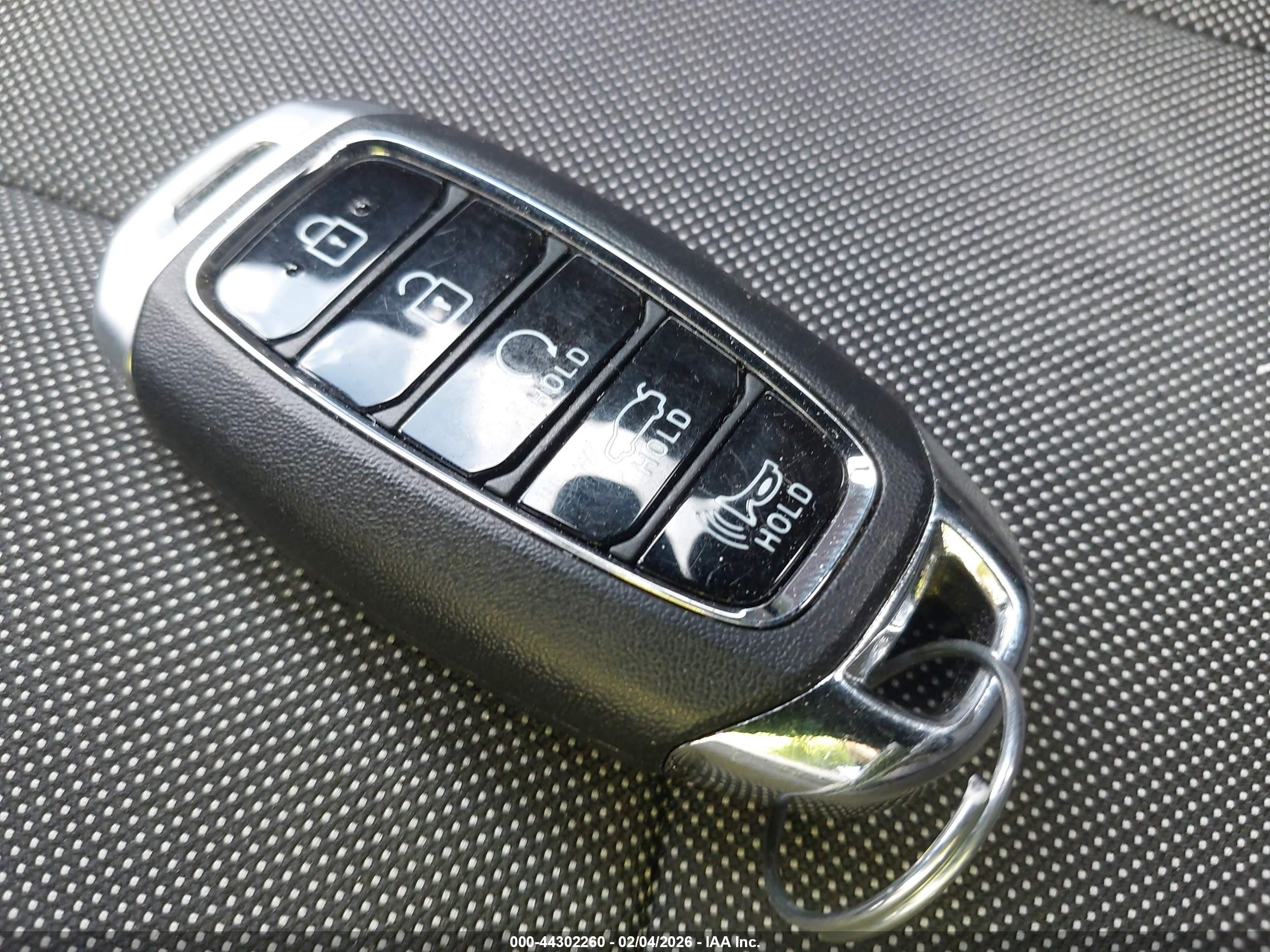 HYUNDAI ELANTRA image 11