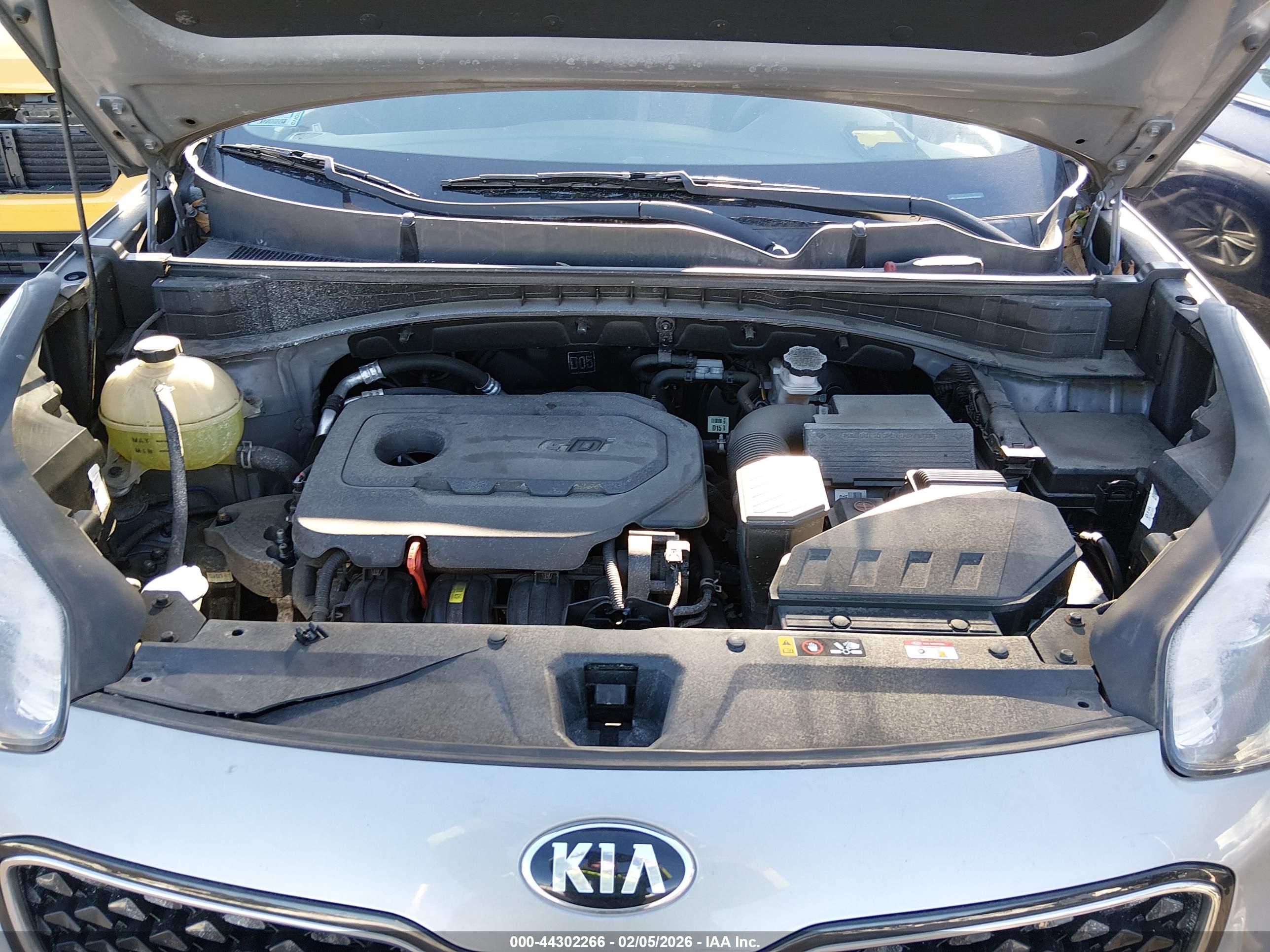 KIA SPORTAGE image 10