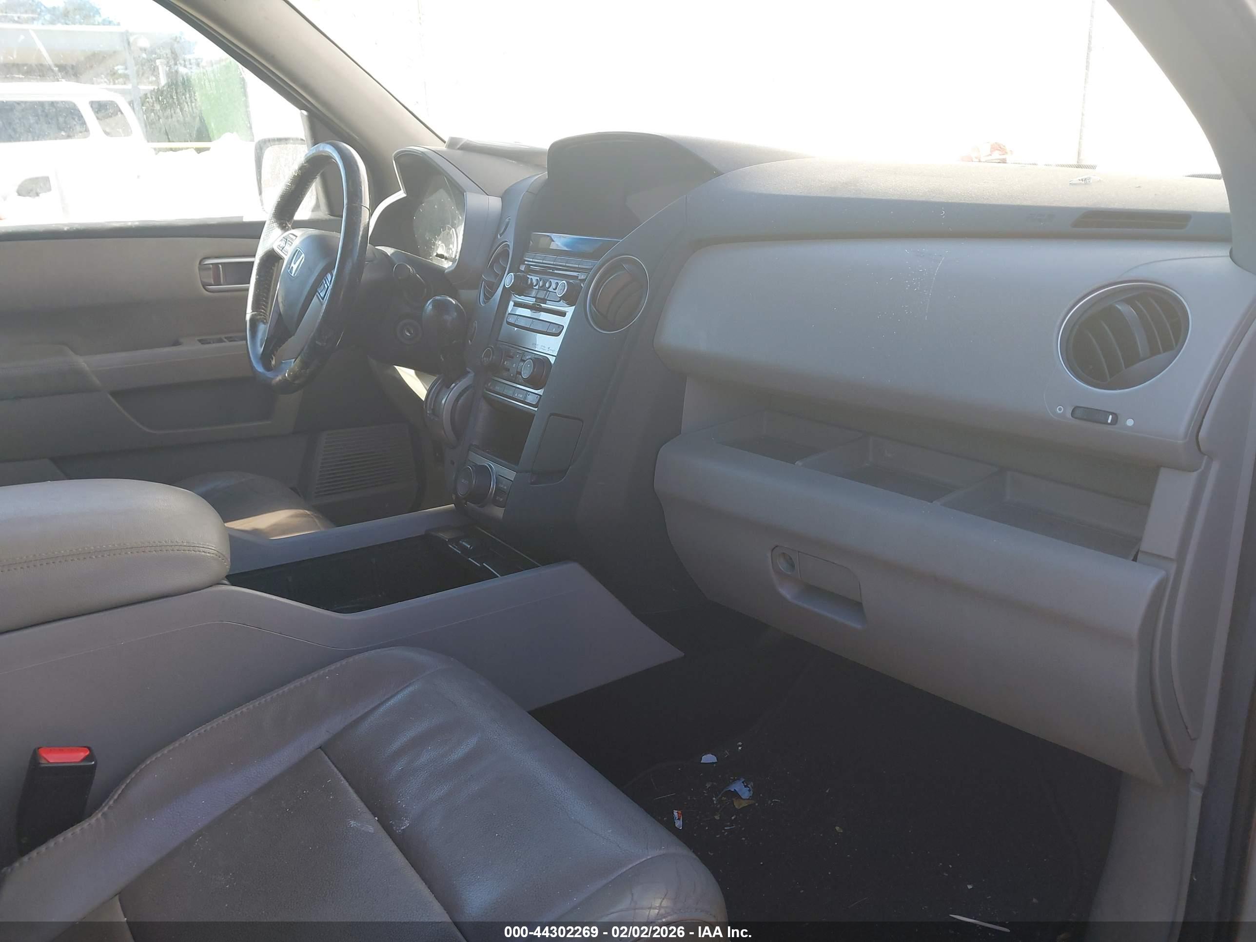 HONDA PILOT image 5