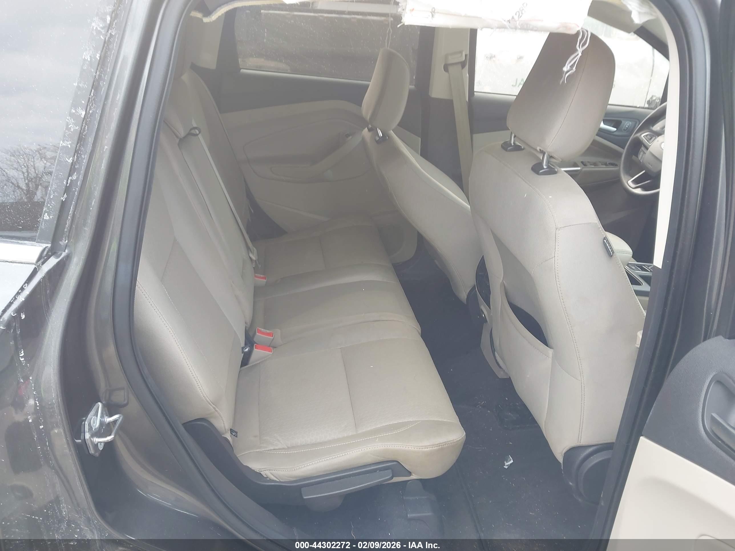 FORD ESCAPE image 8