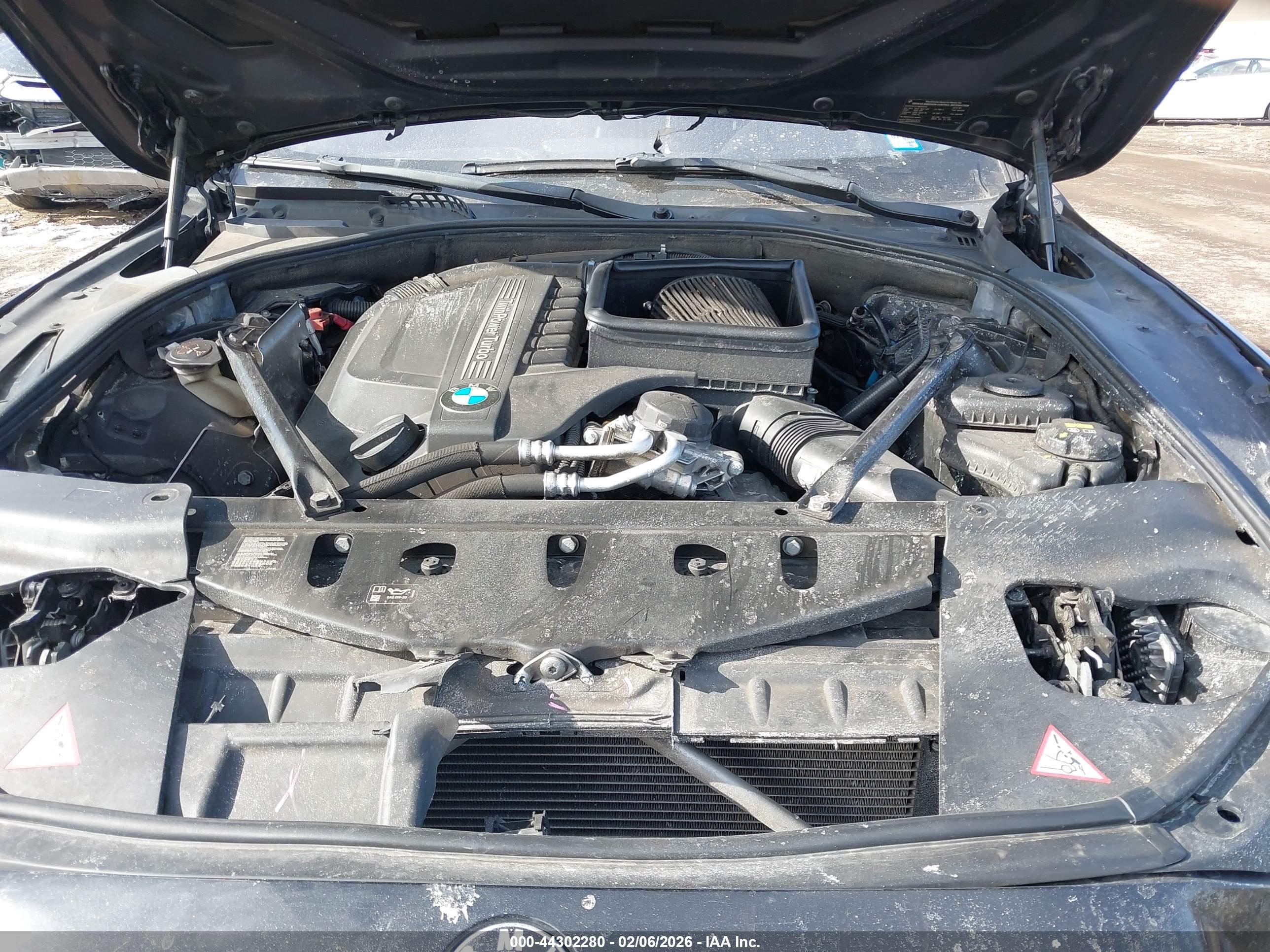 BMW 640I image 10