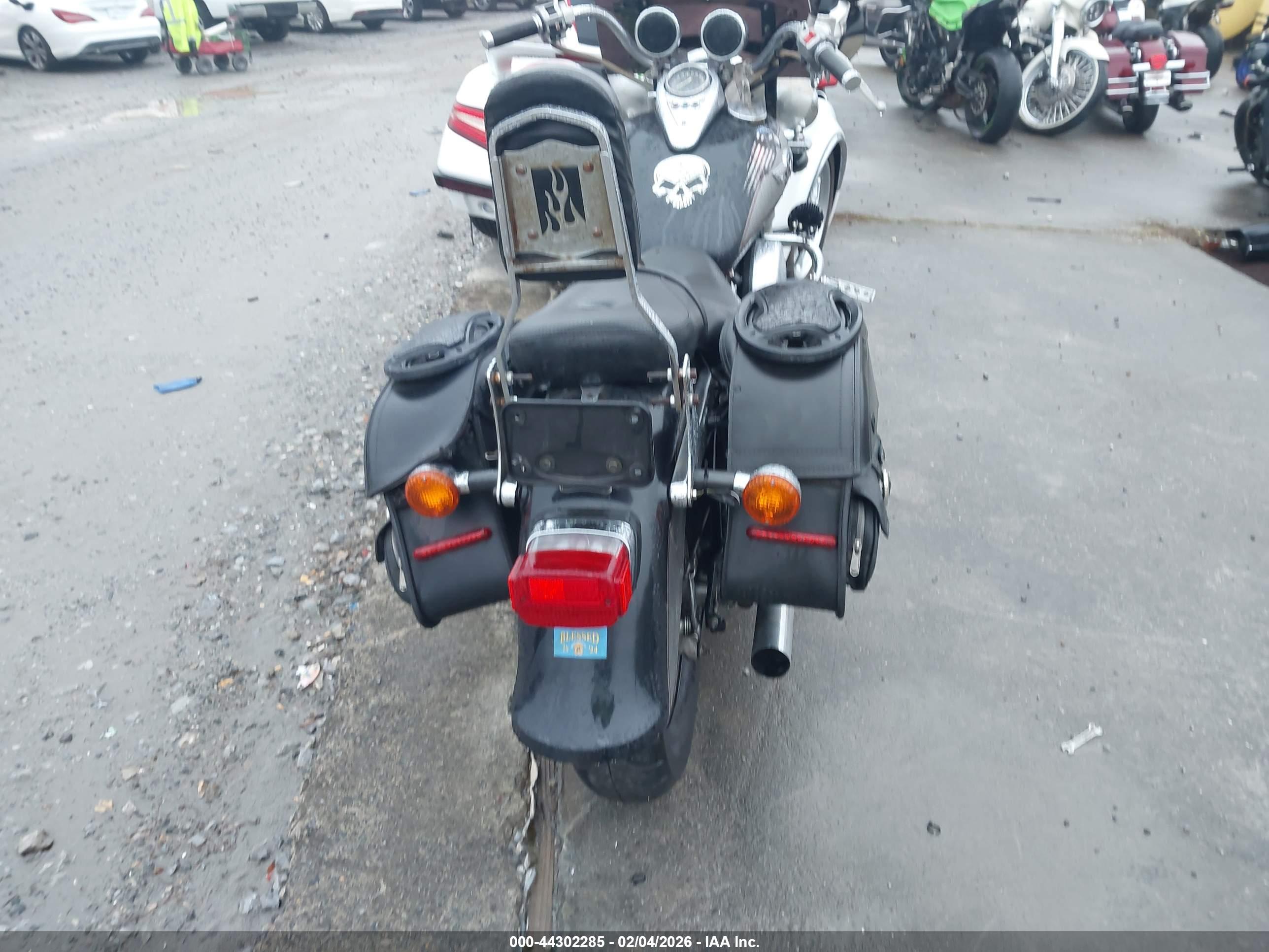 KAWASAKI VN800 image 6
