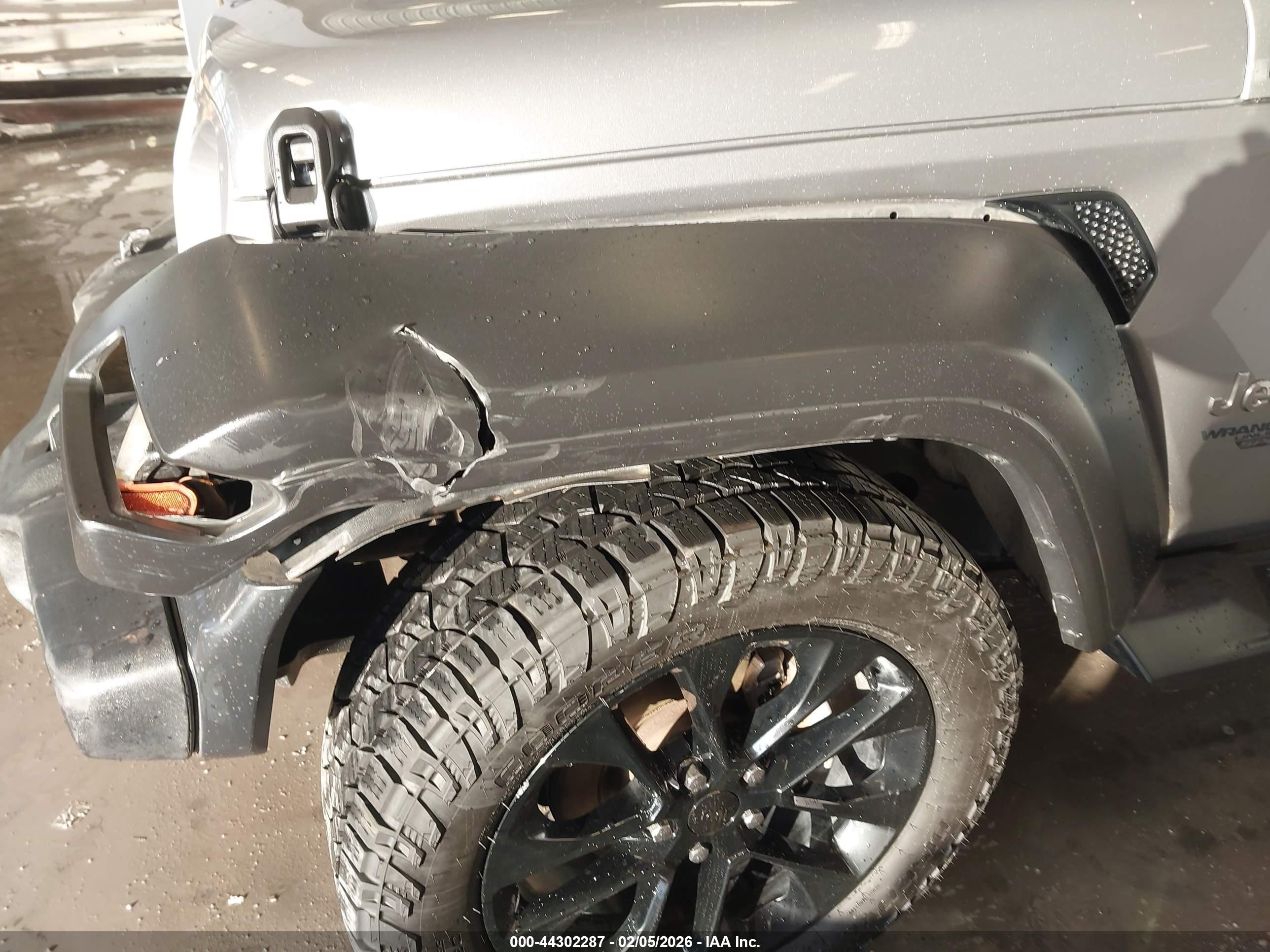 JEEP WRANGLER image 6