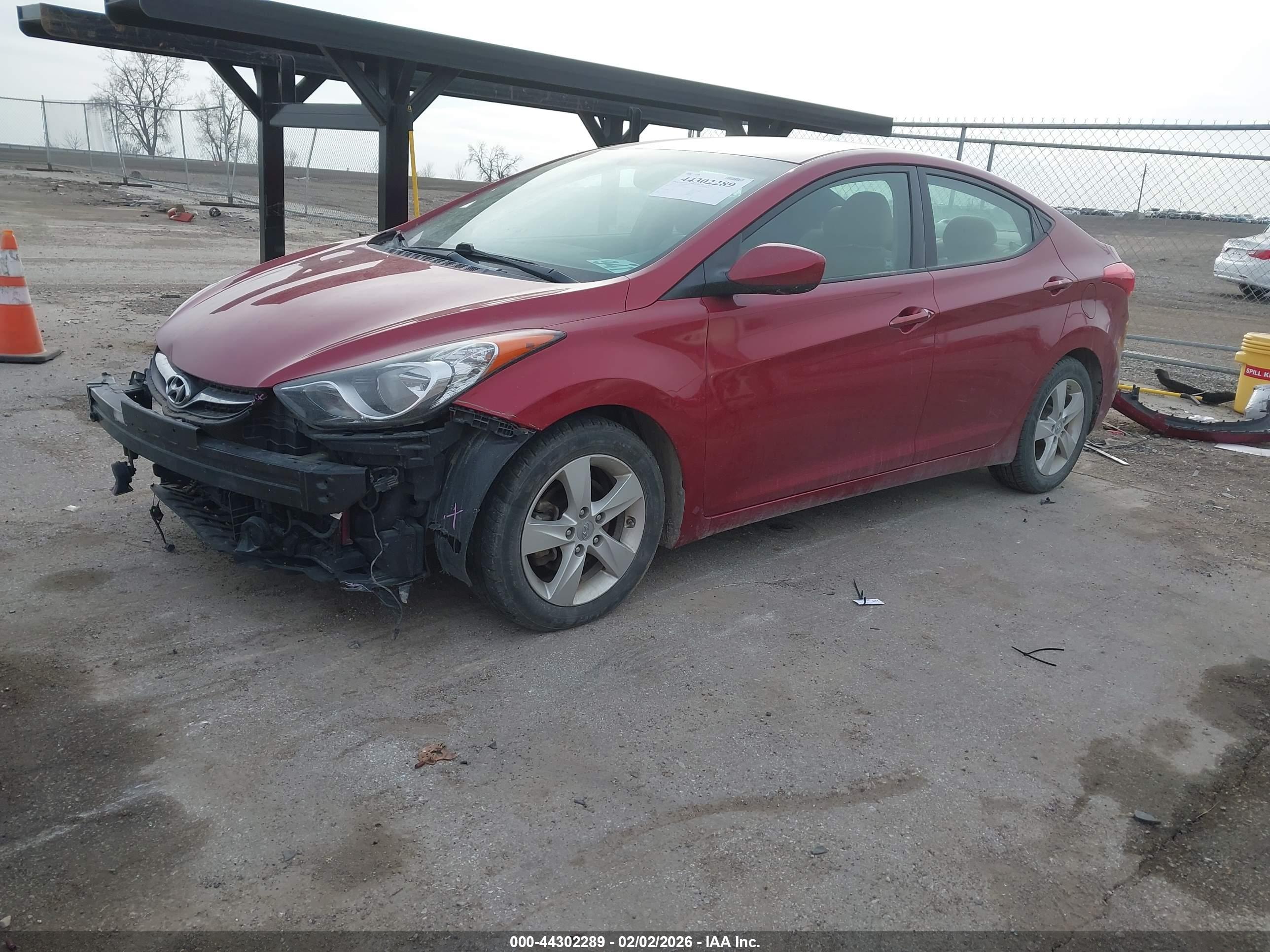 HYUNDAI ELANTRA image 2