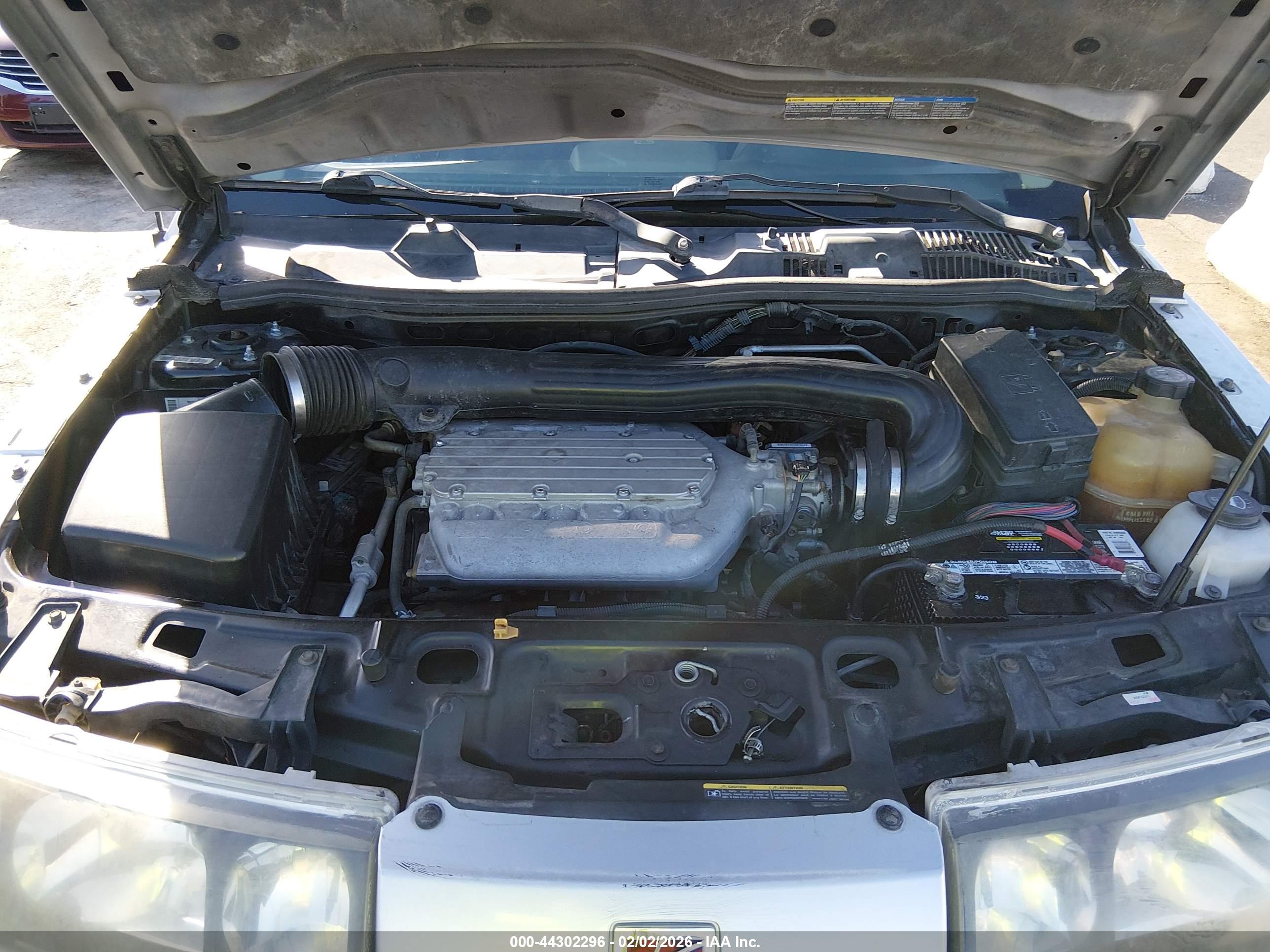 SATURN VUE image 10