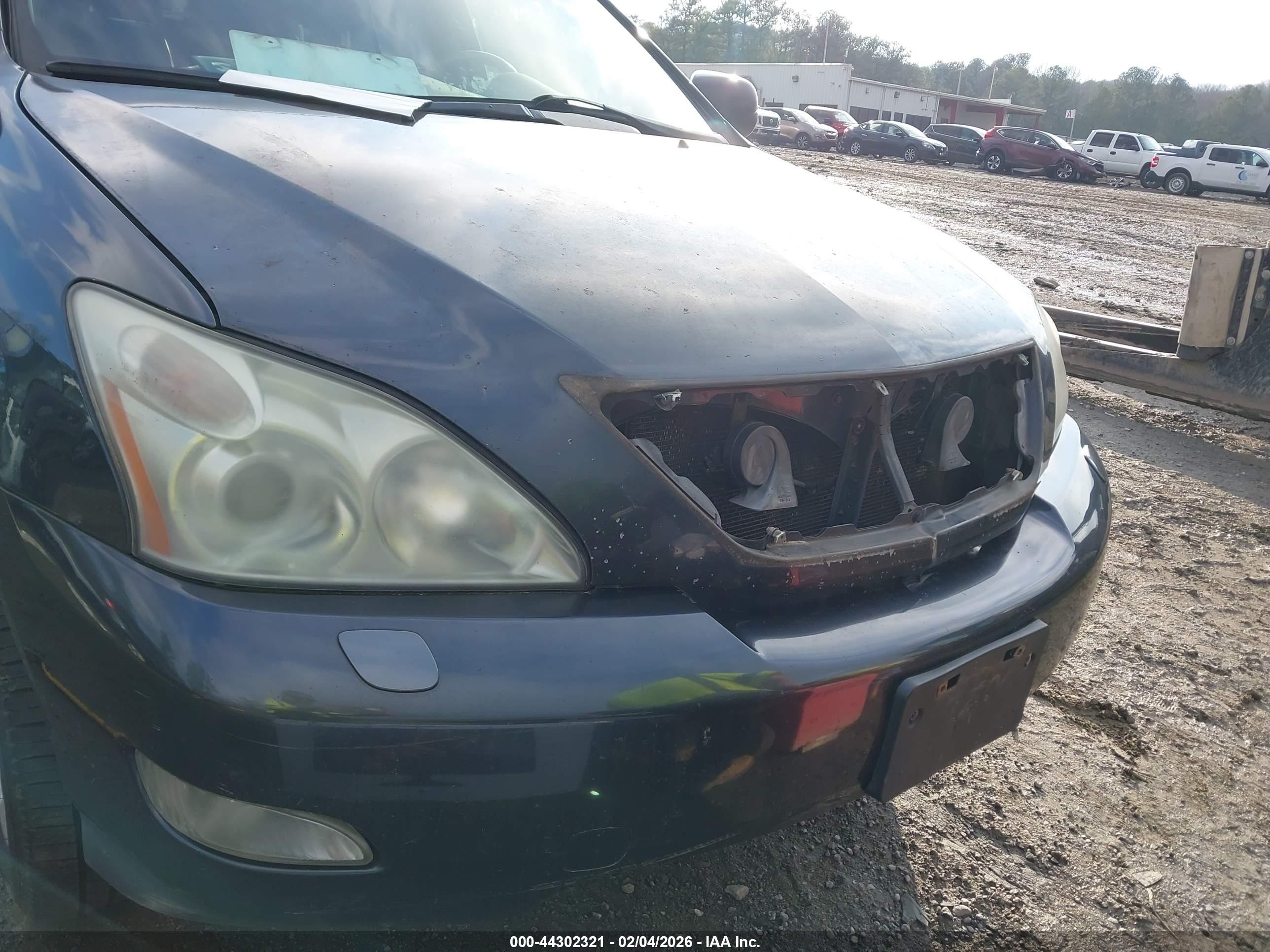 LEXUS RX image 6