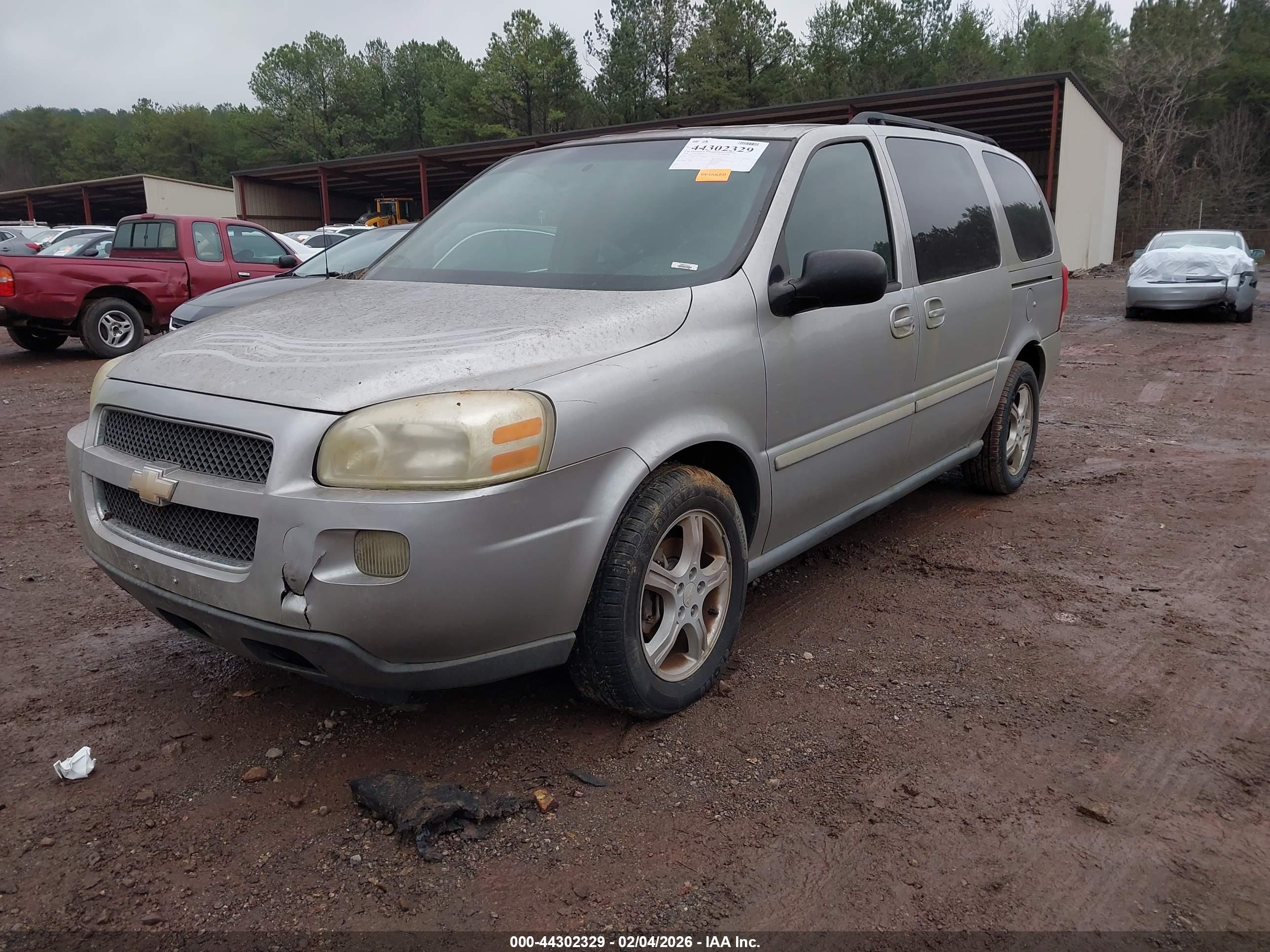 CHEVROLET UPLANDER image 2