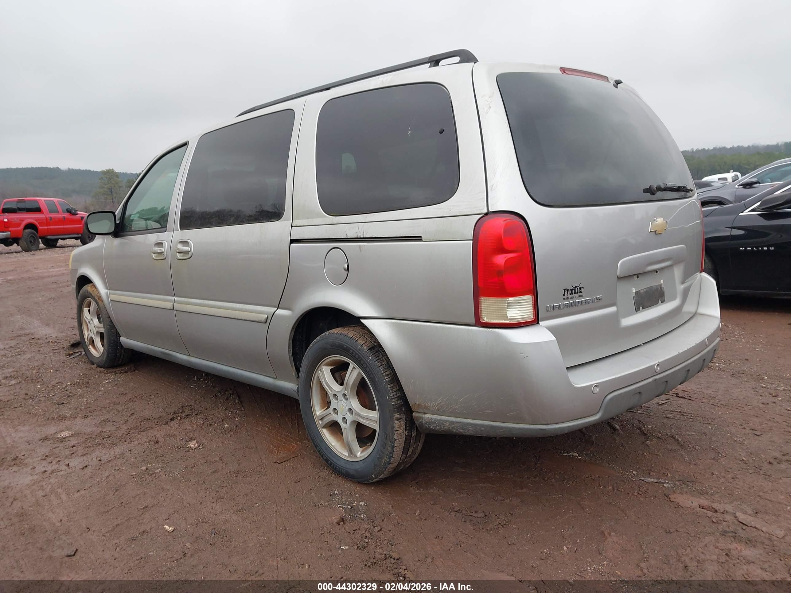 CHEVROLET UPLANDER image 3