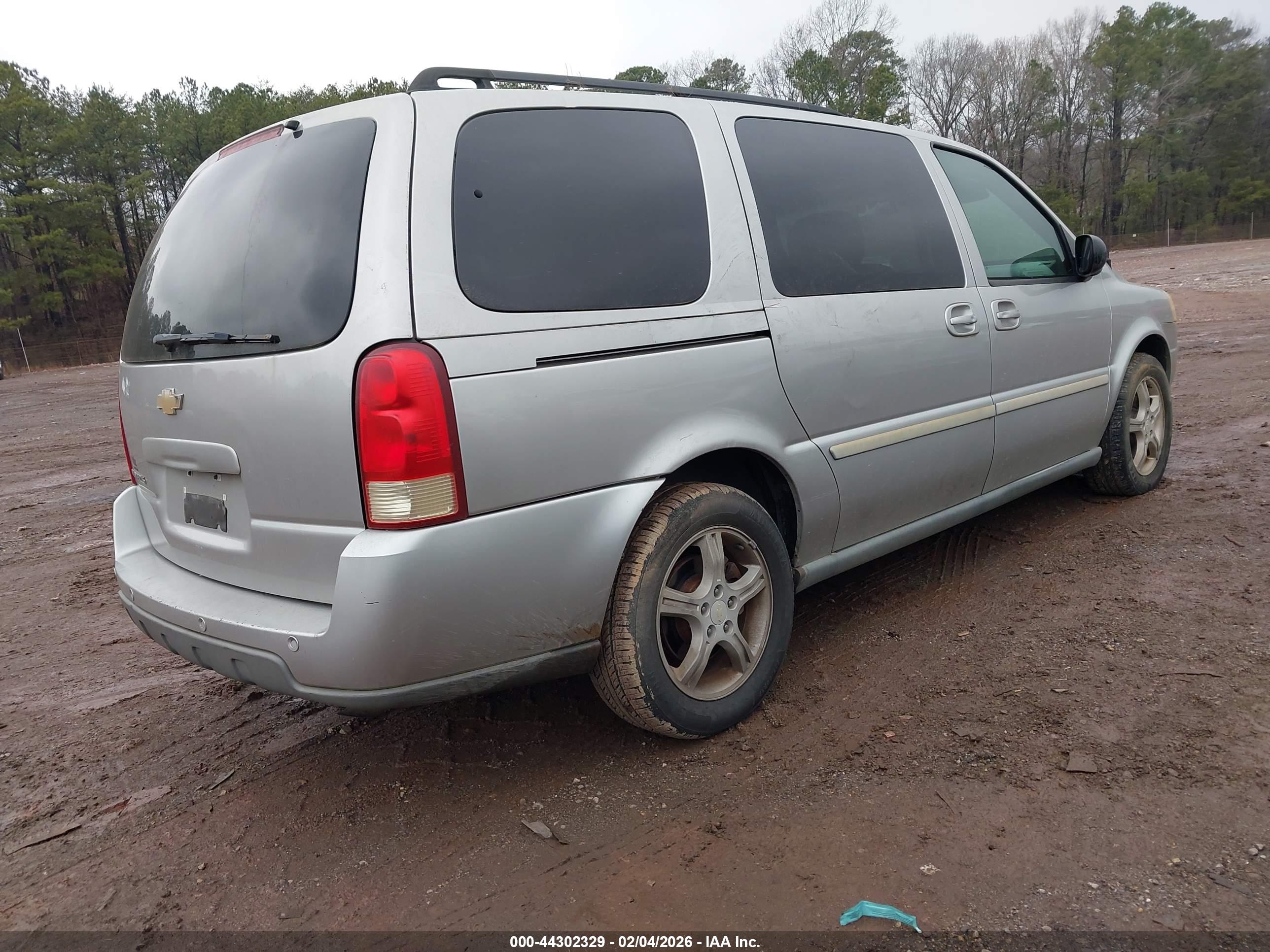 CHEVROLET UPLANDER image 4