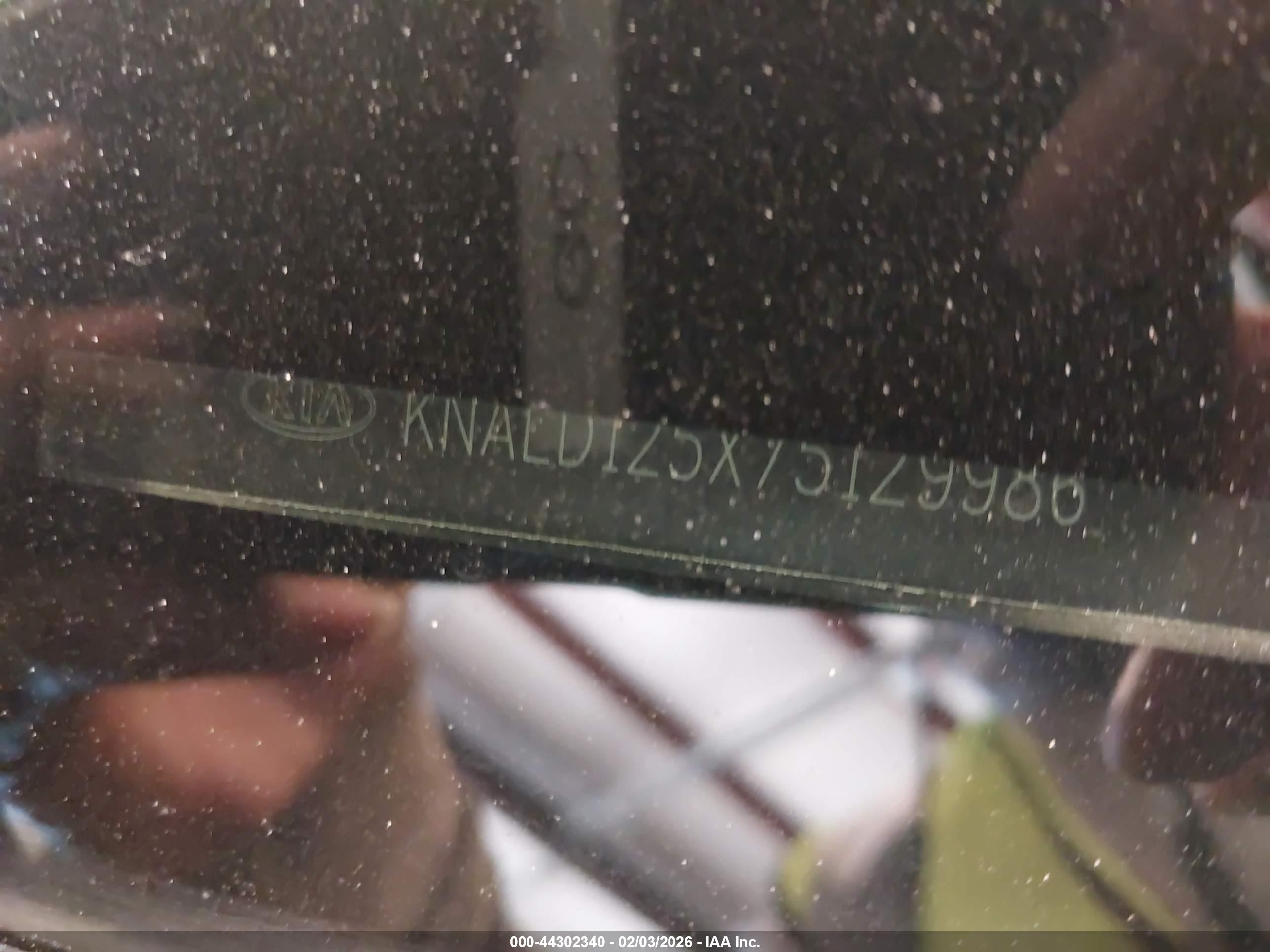 KIA AMANTI image 9