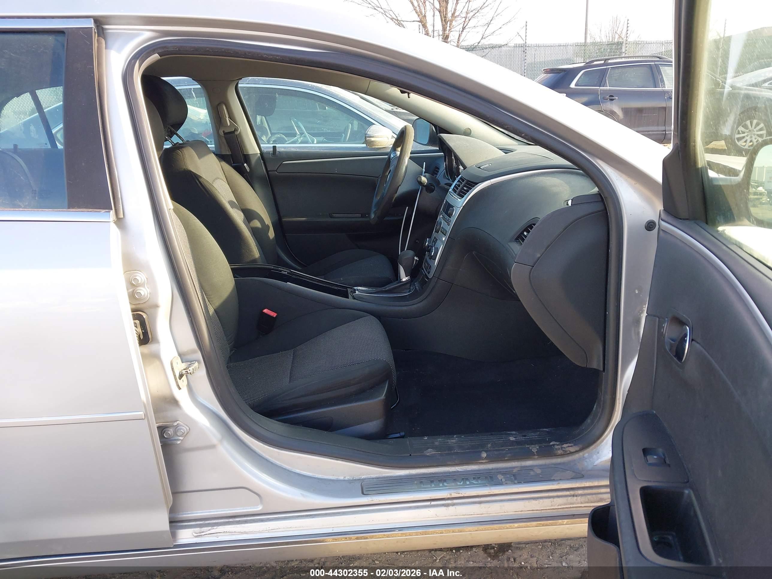 CHEVROLET MALIBU image 5