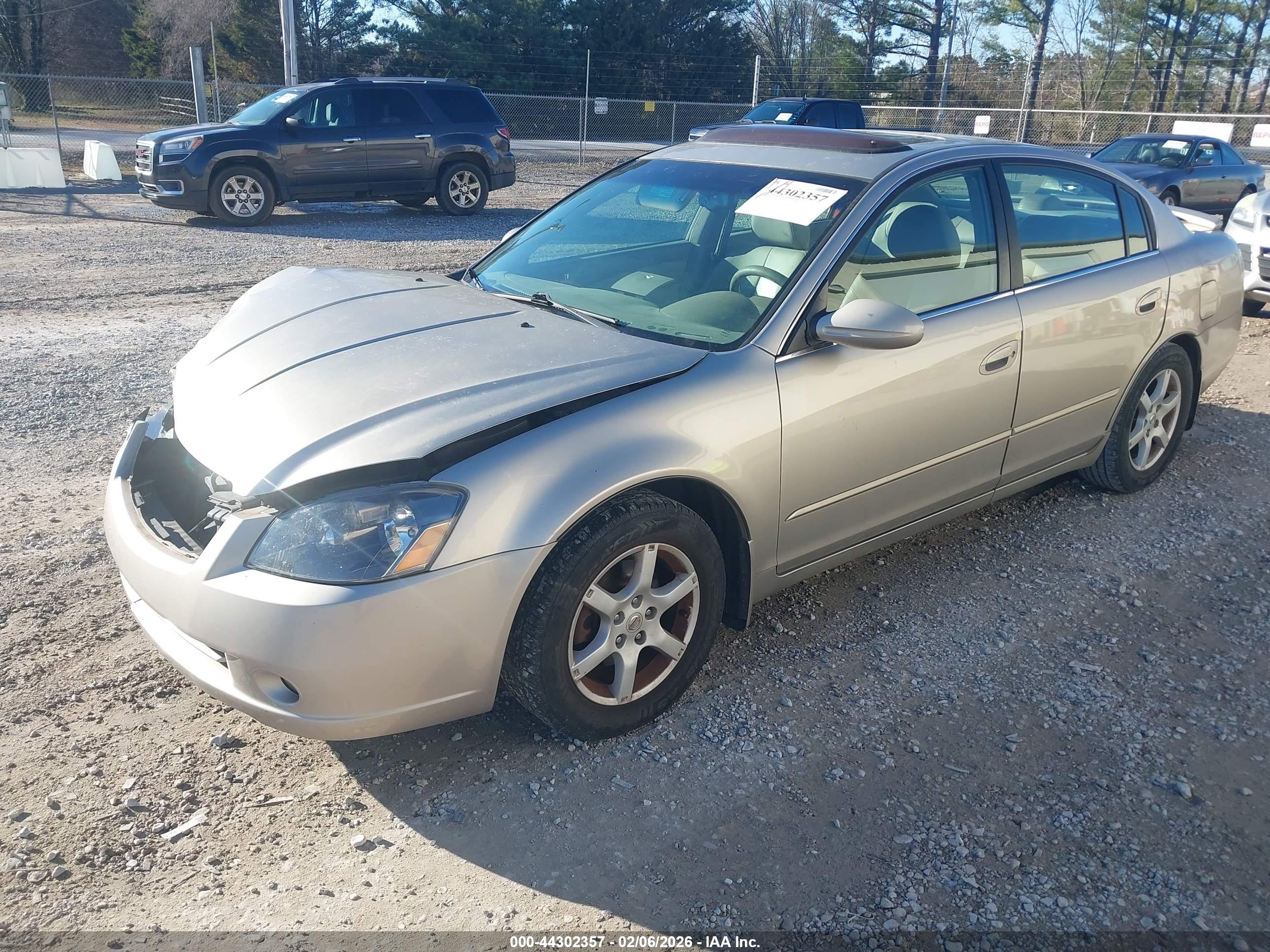 NISSAN ALTIMA image 2