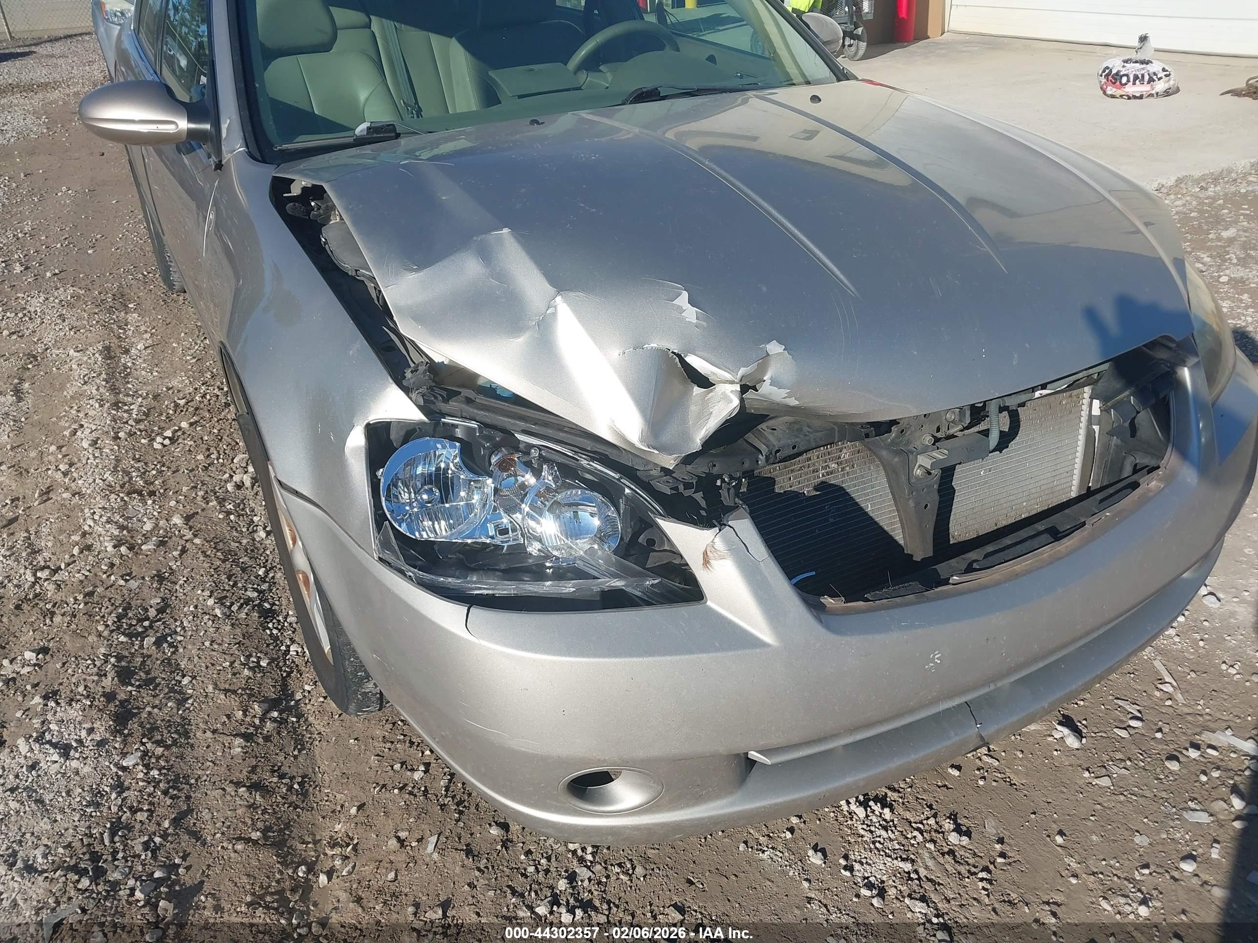 NISSAN ALTIMA image 6