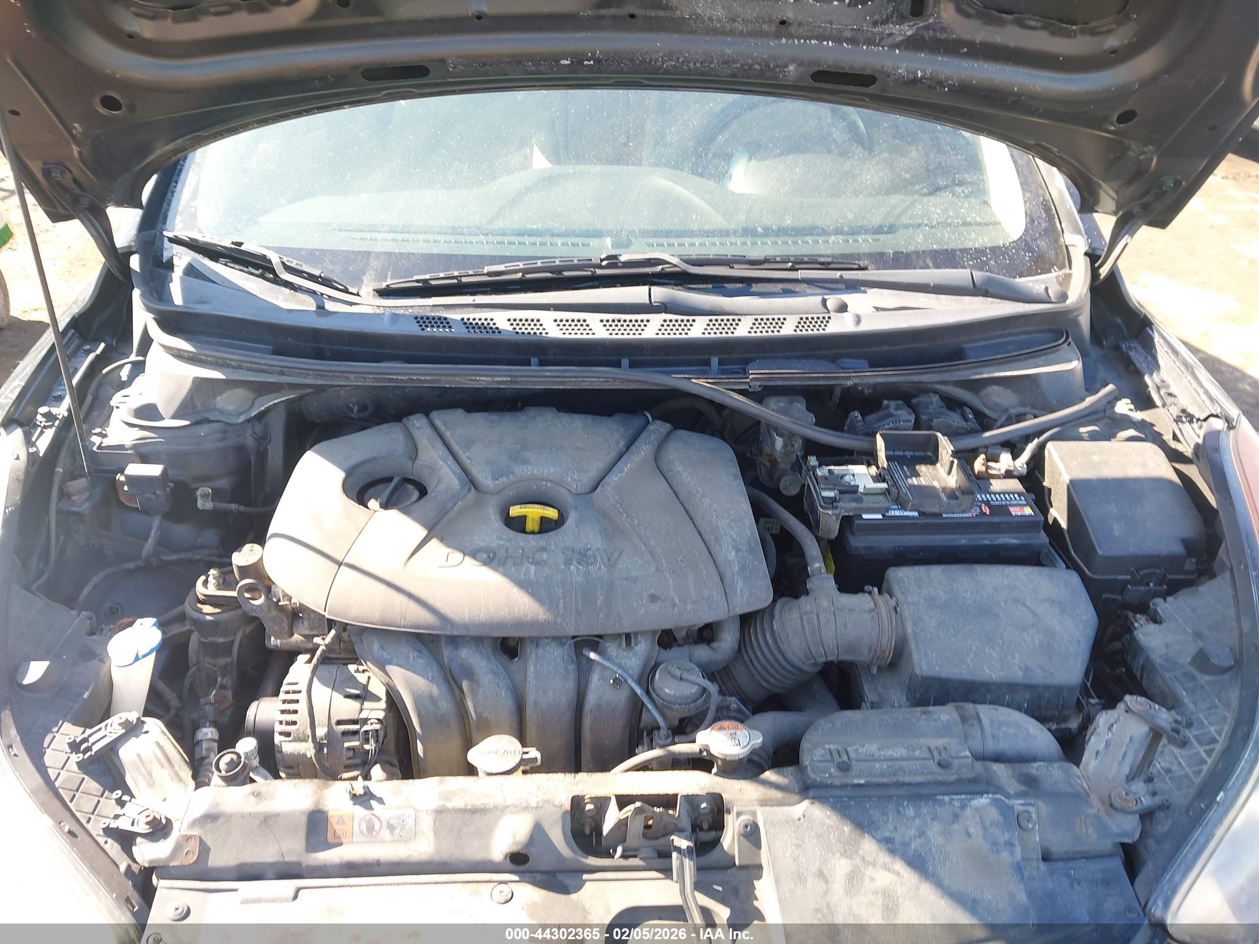 HYUNDAI ELANTRA image 10