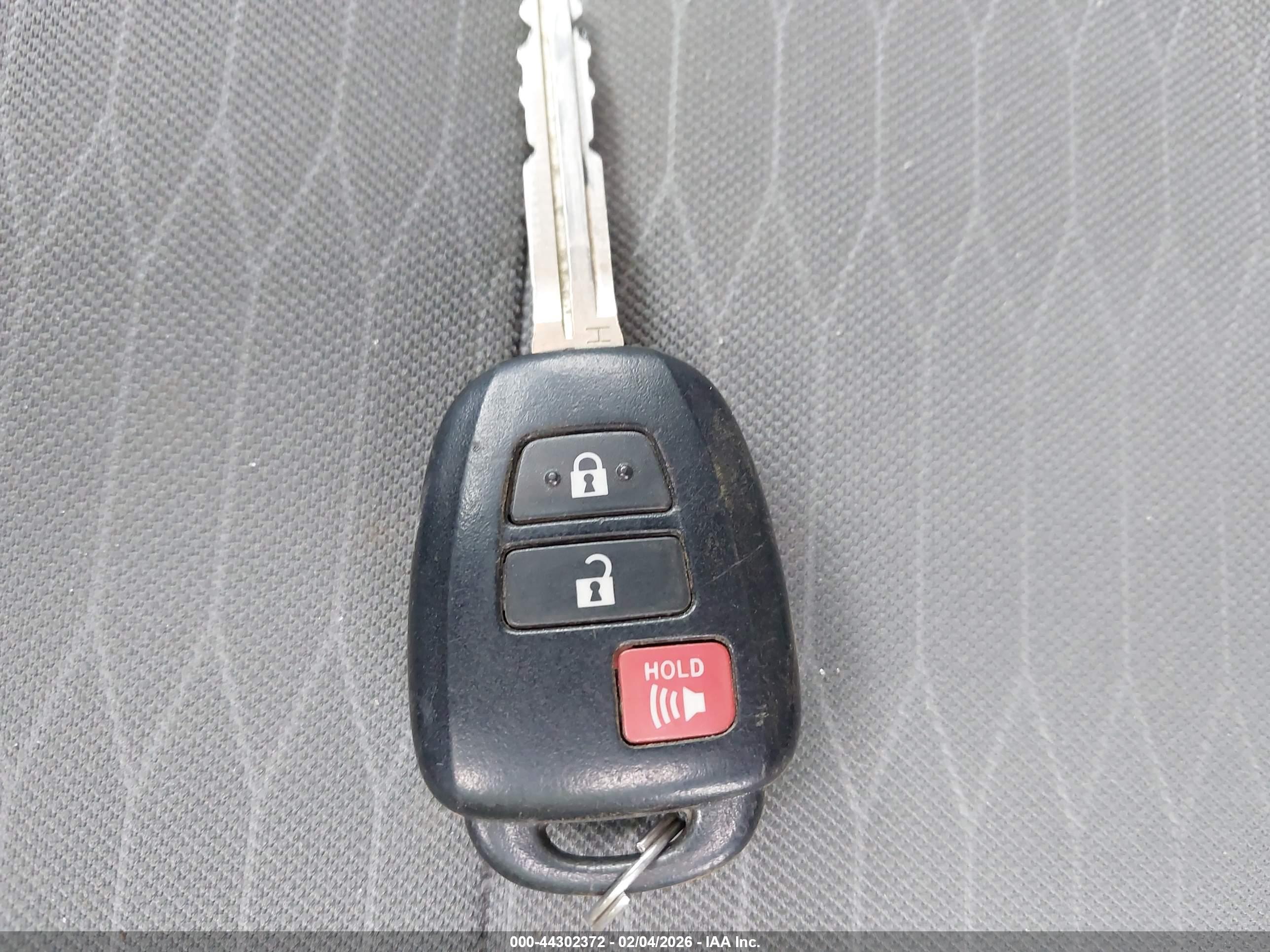 TOYOTA TACOMA image 11