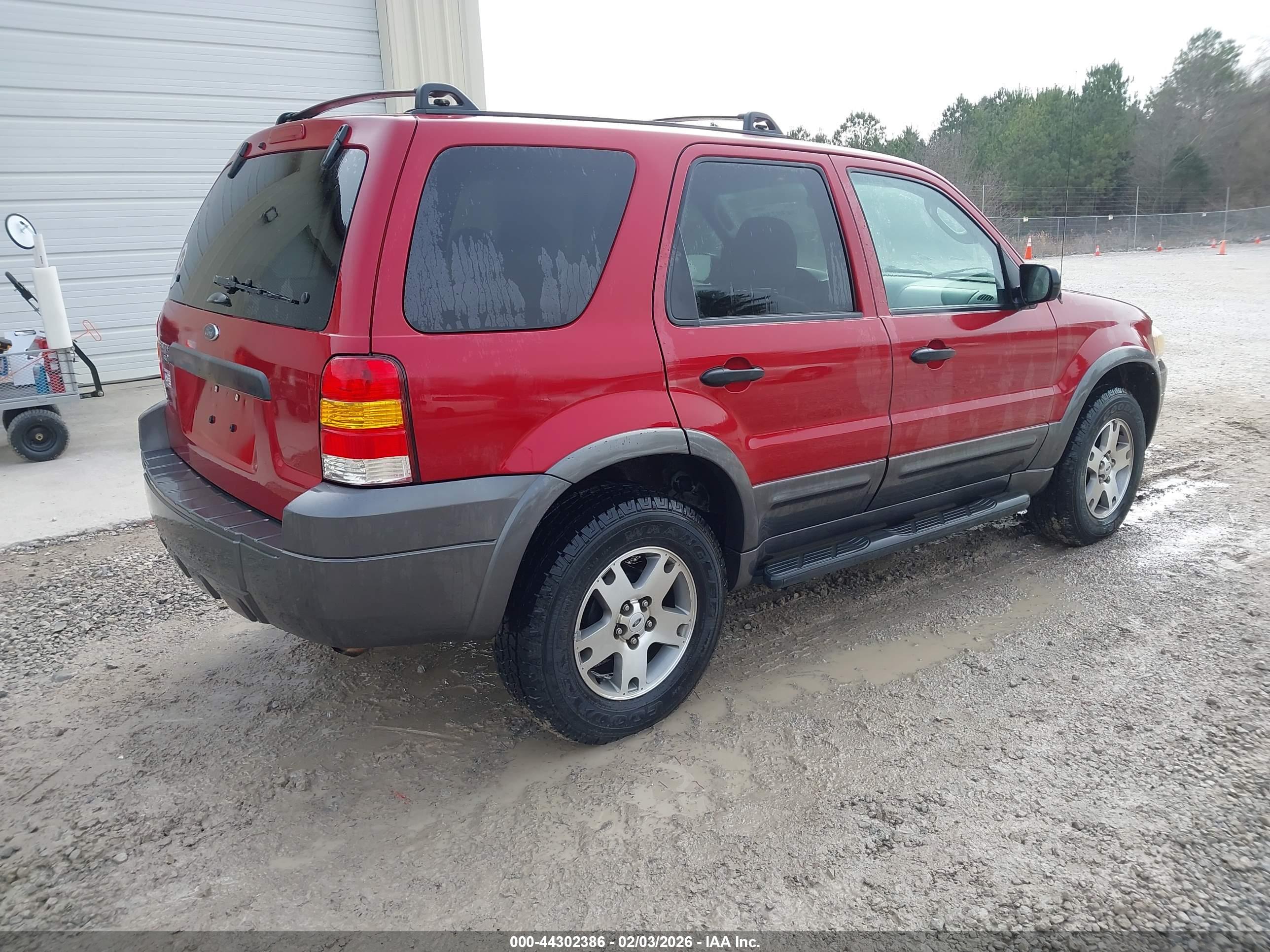 FORD ESCAPE image 4