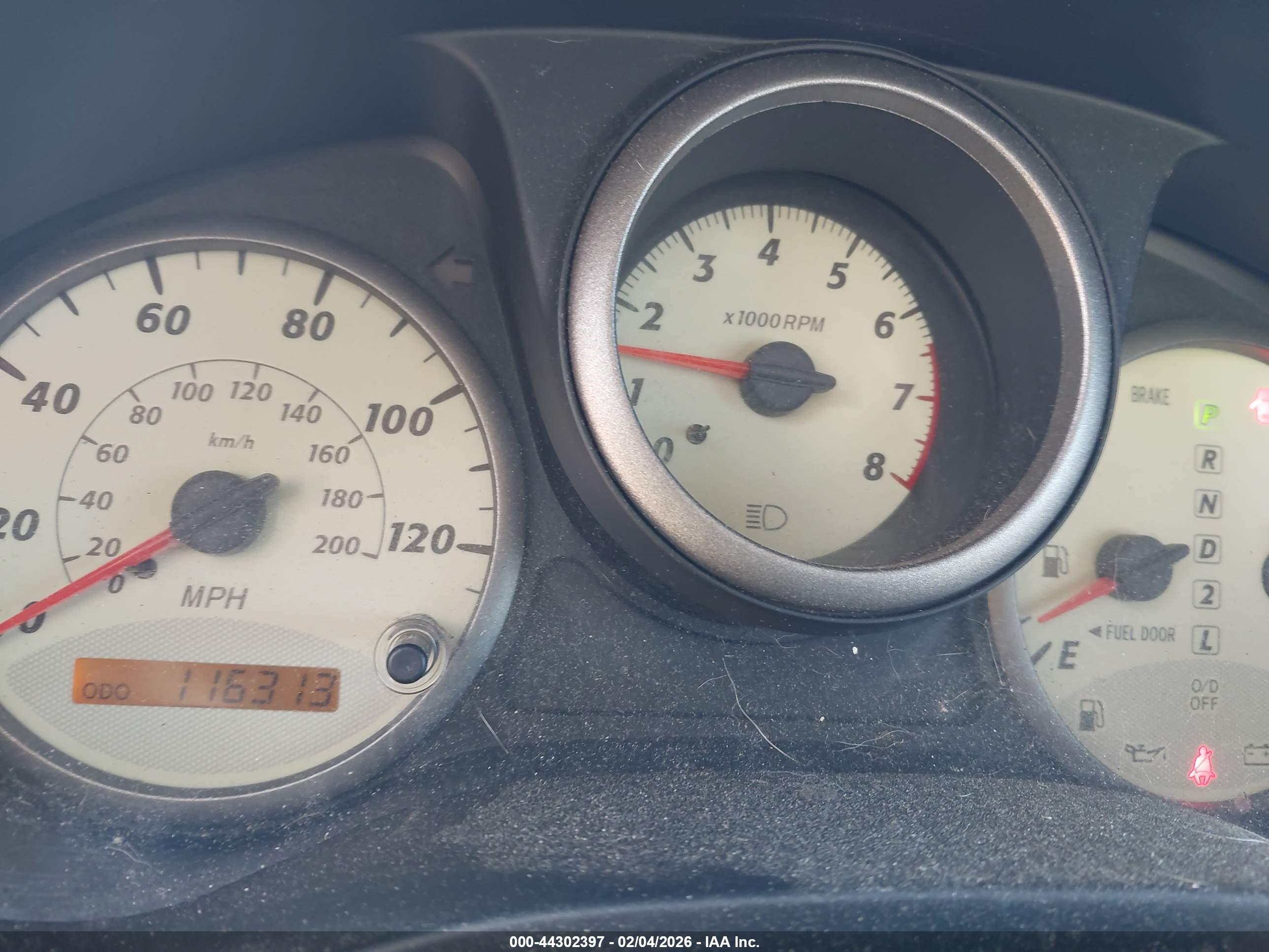 TOYOTA RAV4 image 7