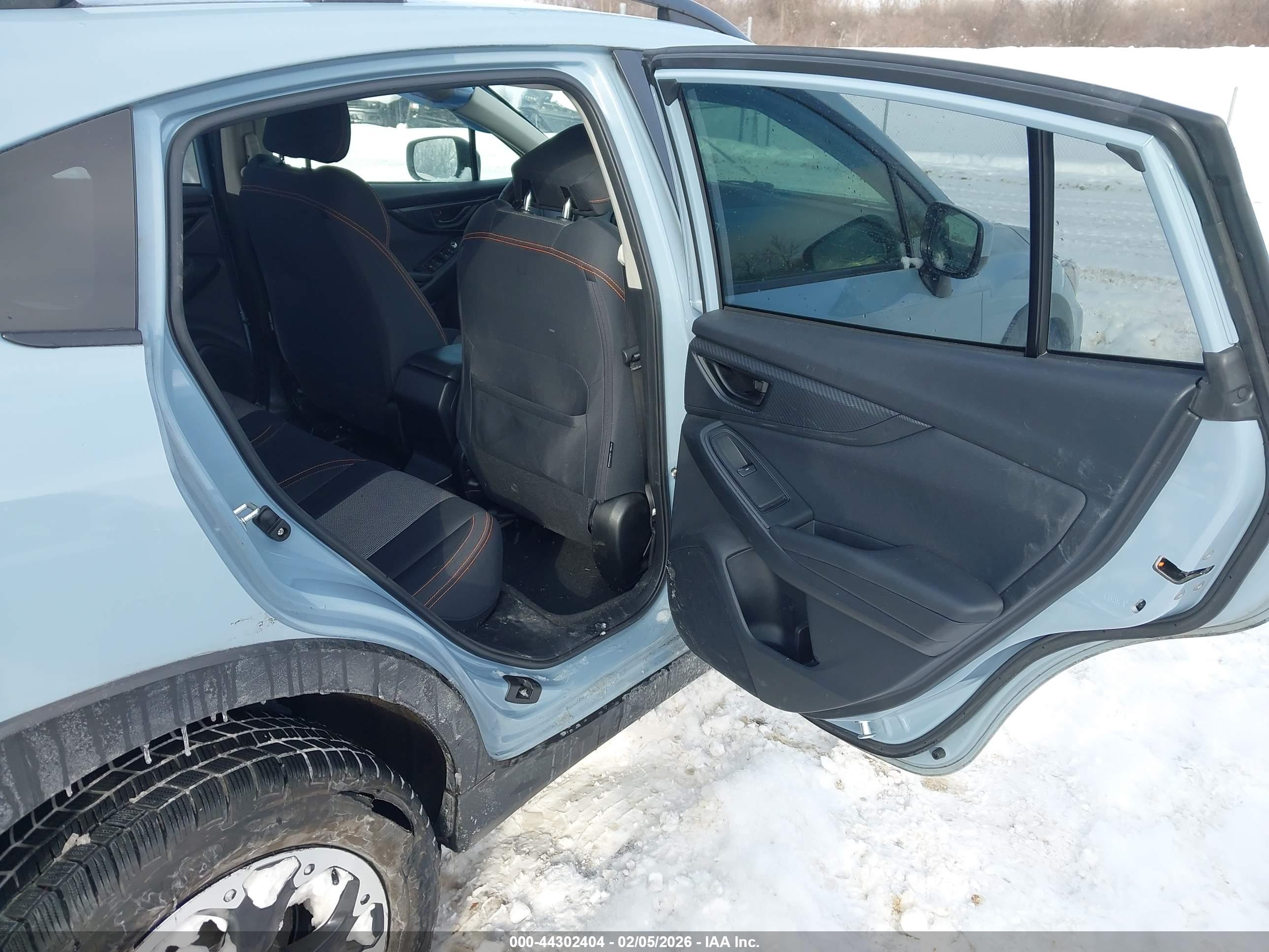 SUBARU CROSSTREK image 8