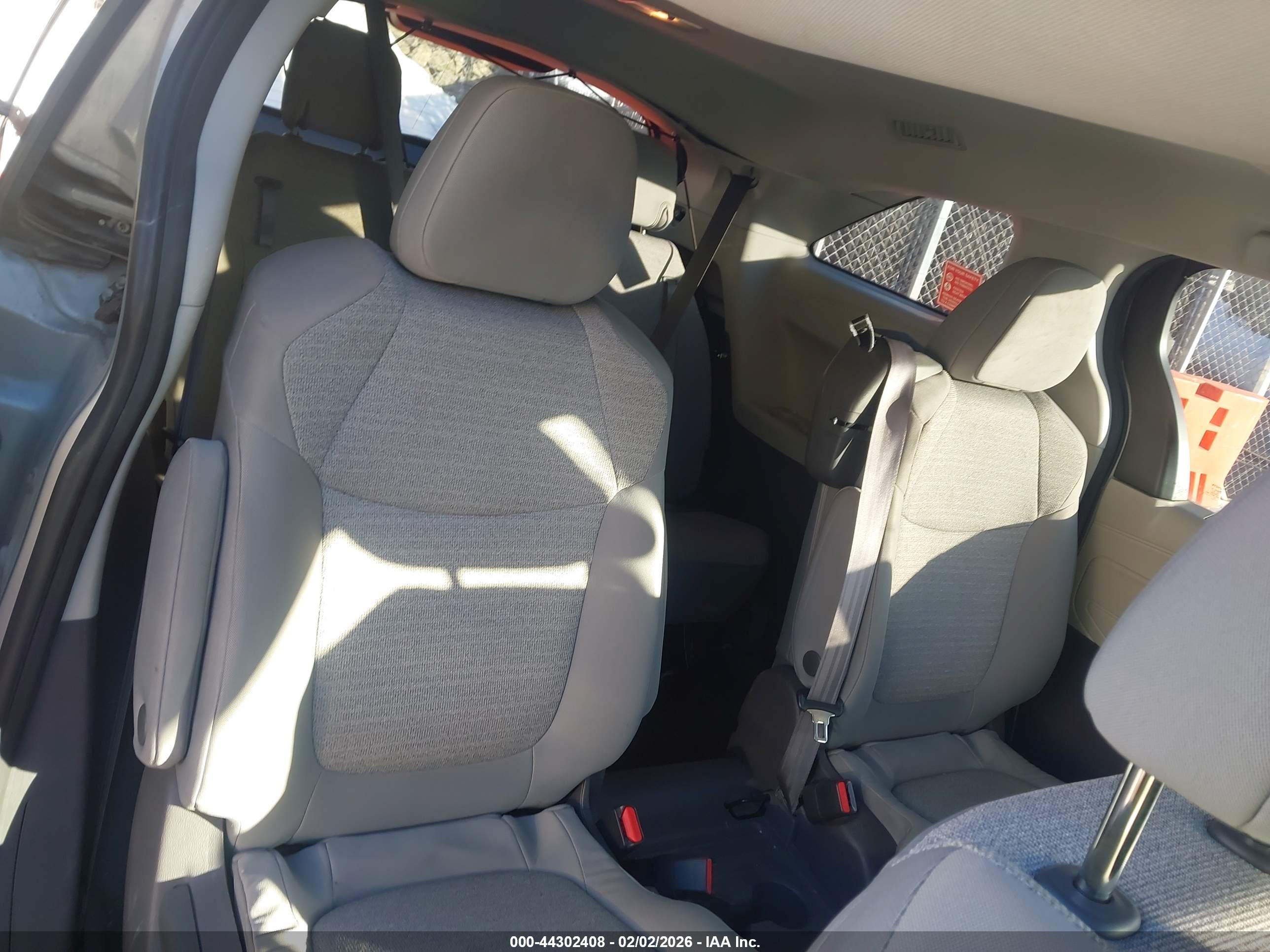 TOYOTA SIENNA image 8
