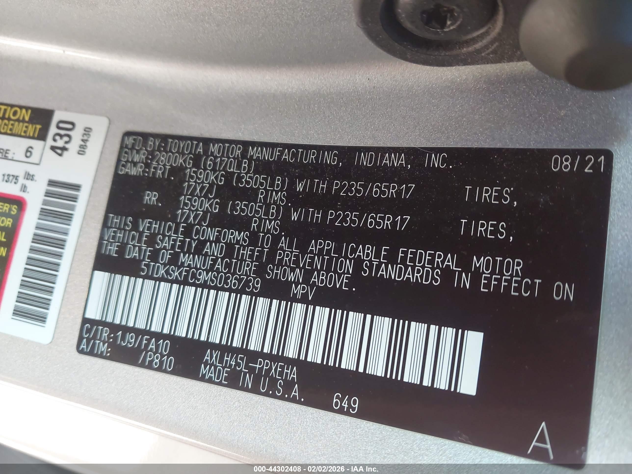 TOYOTA SIENNA image 9