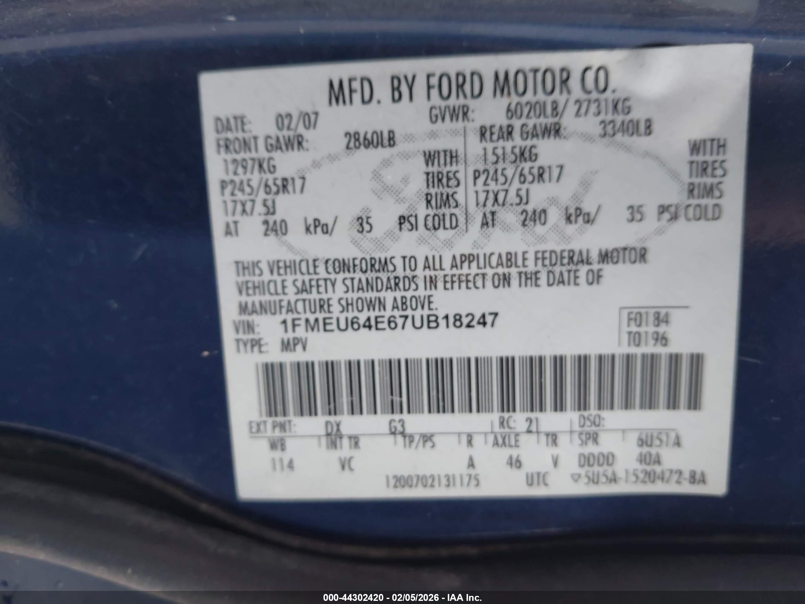 FORD EXPLORER image 9