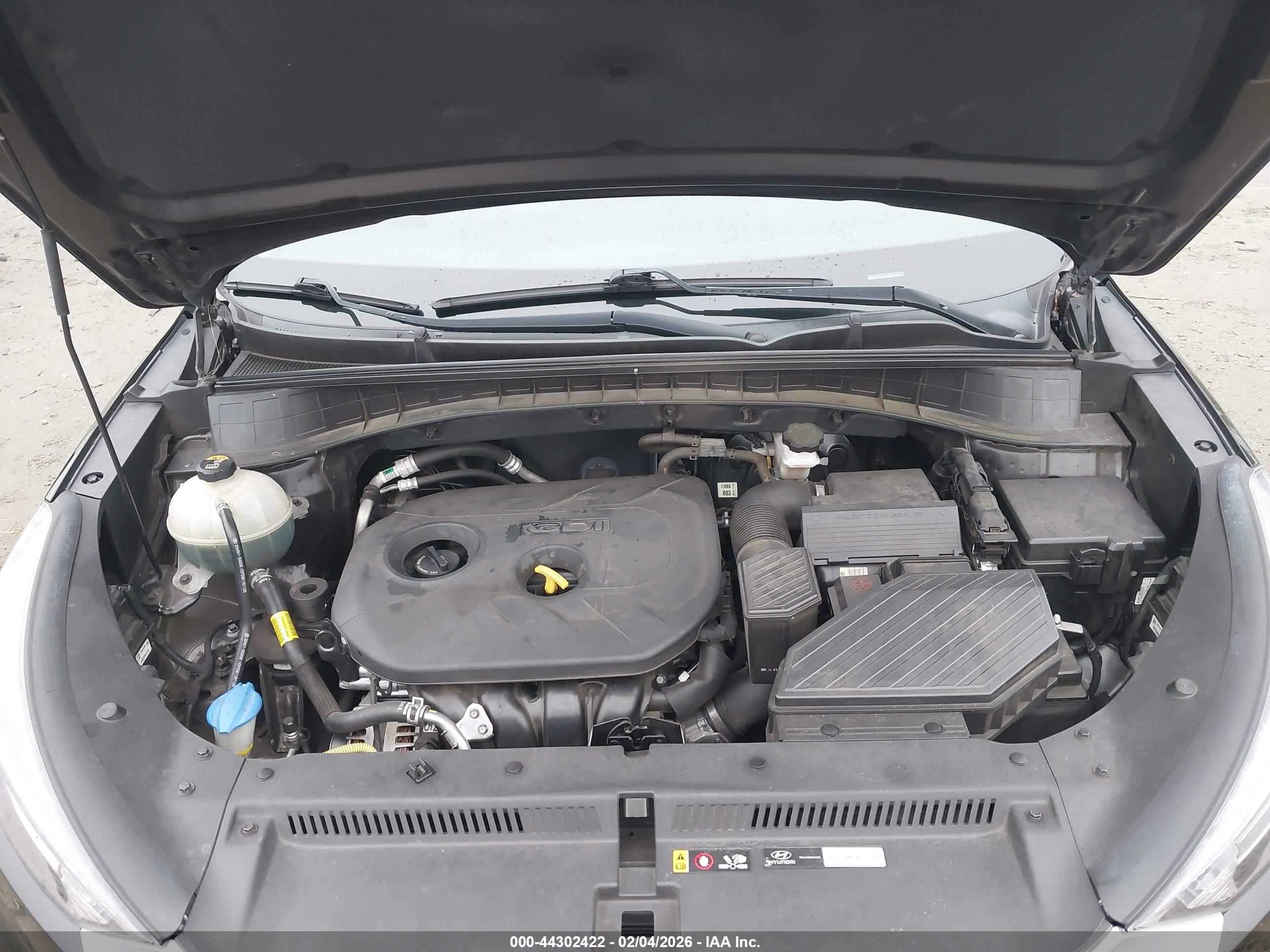 HYUNDAI TUCSON image 10