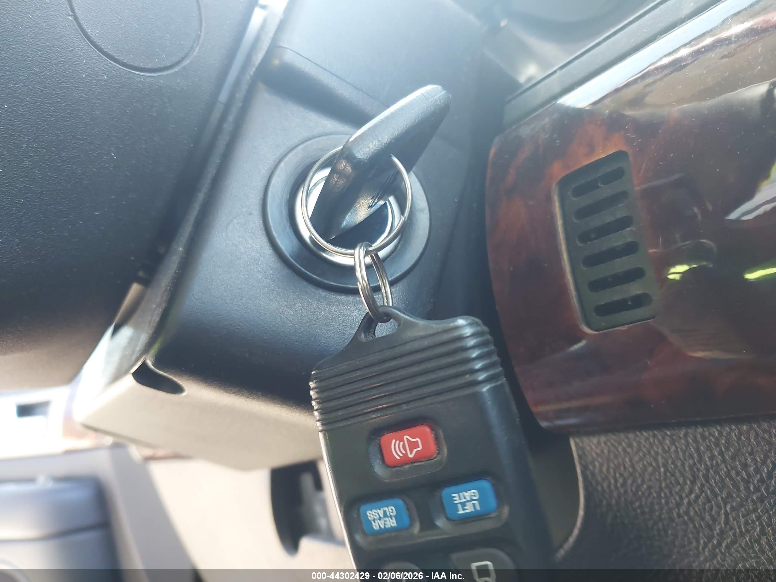 LINCOLN NAVIGATOR image 11
