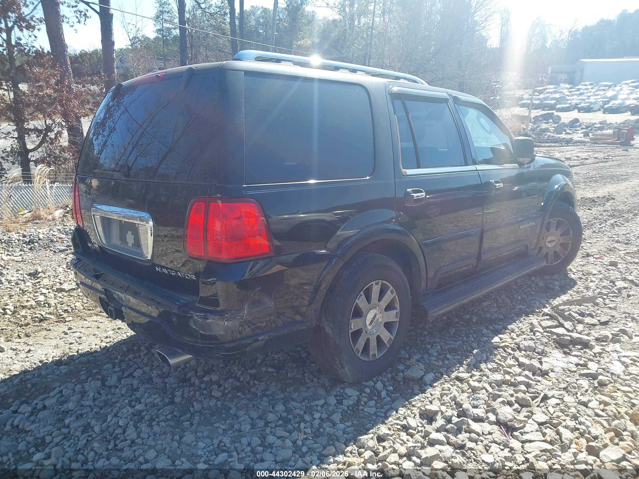 LINCOLN NAVIGATOR image 4