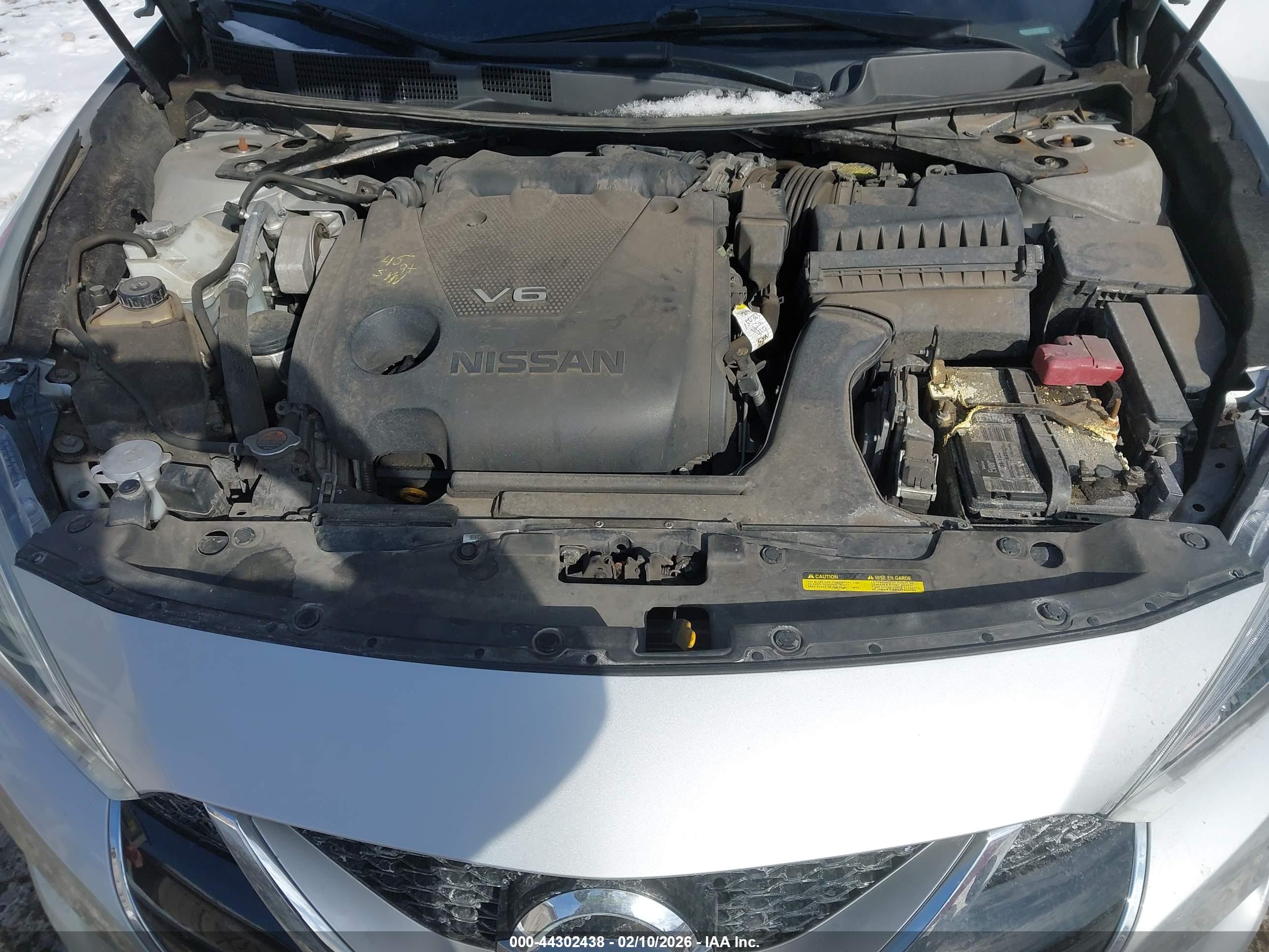 NISSAN MAXIMA image 10