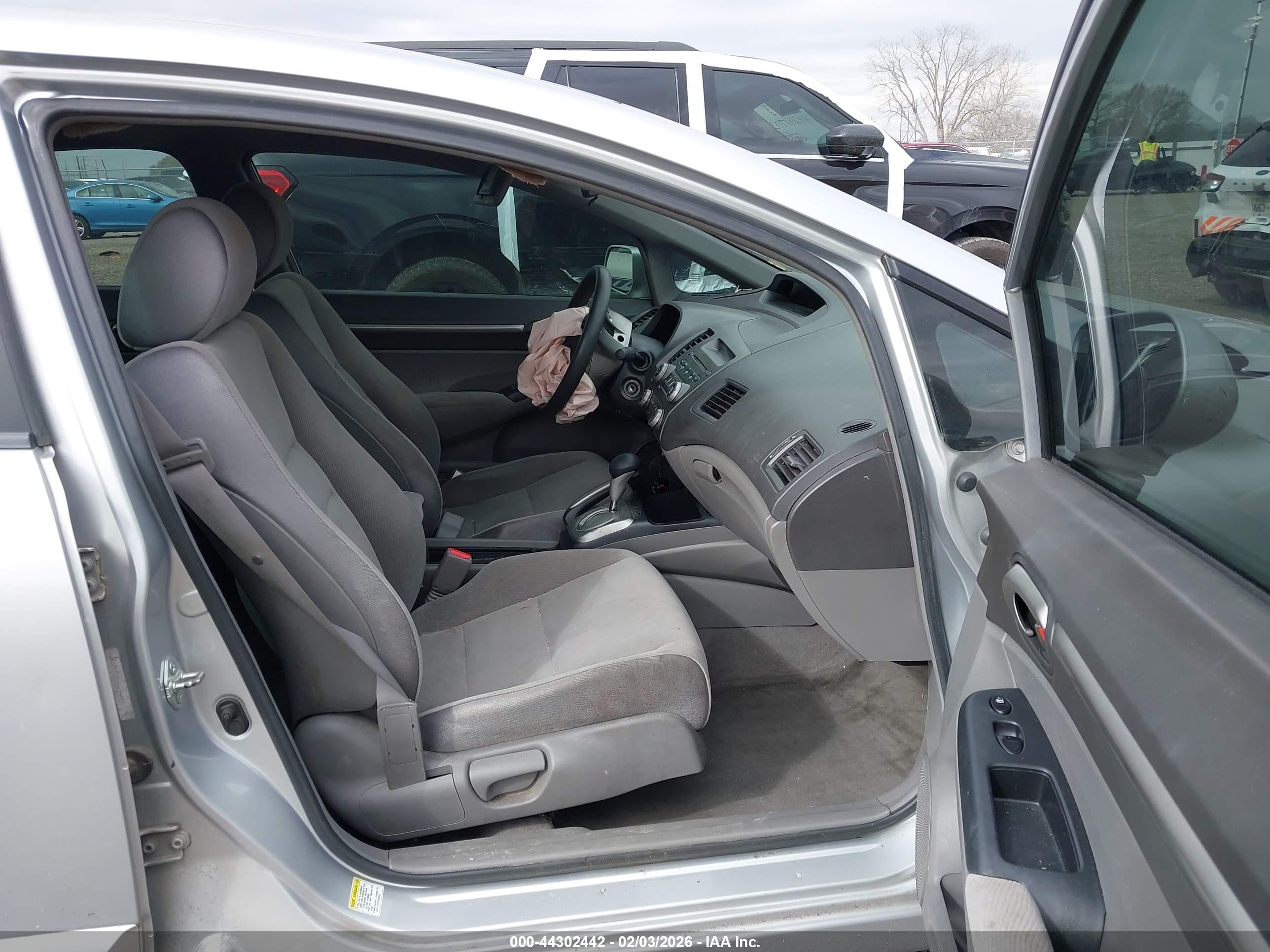 HONDA CIVIC image 5