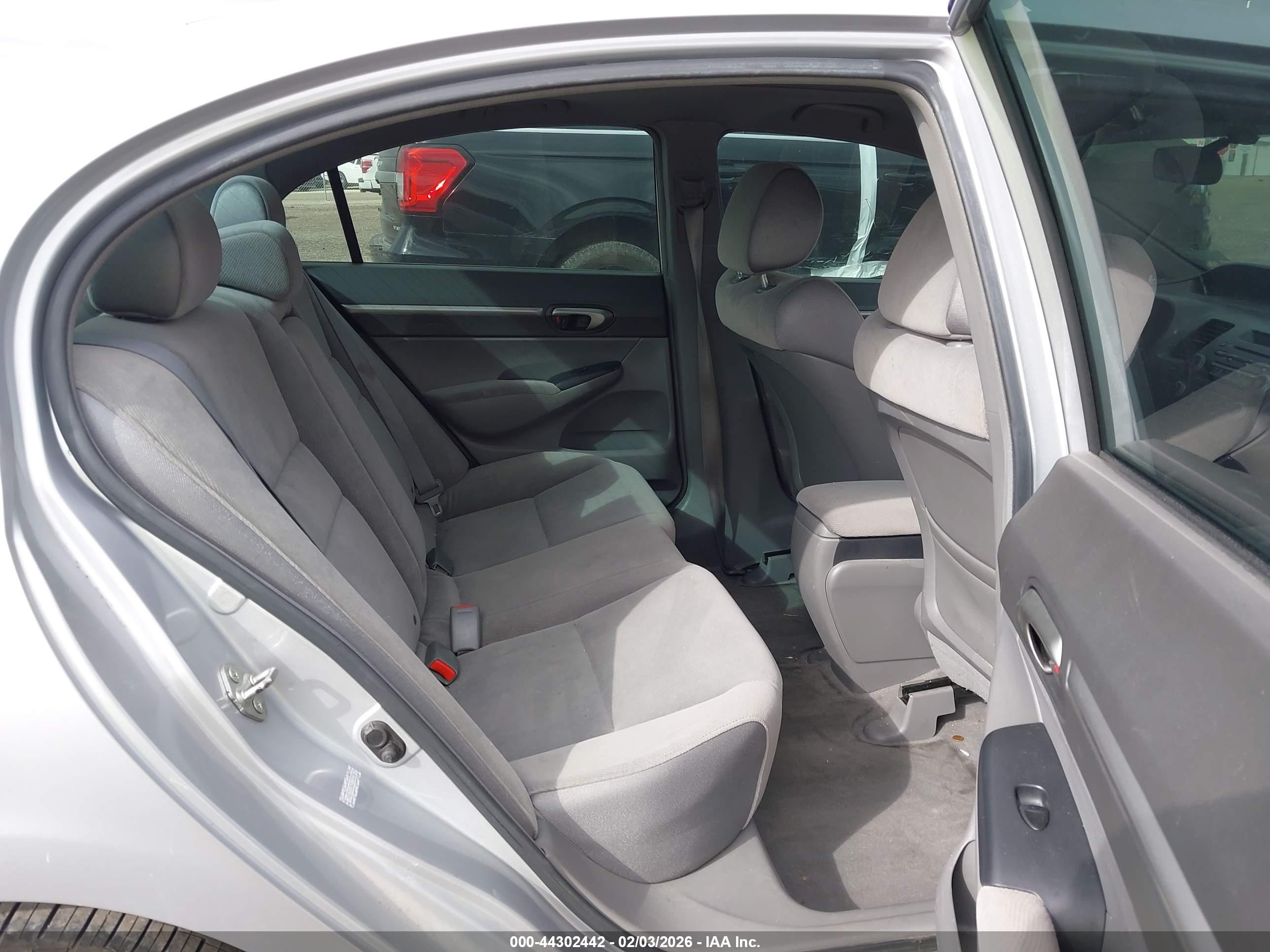 HONDA CIVIC image 8