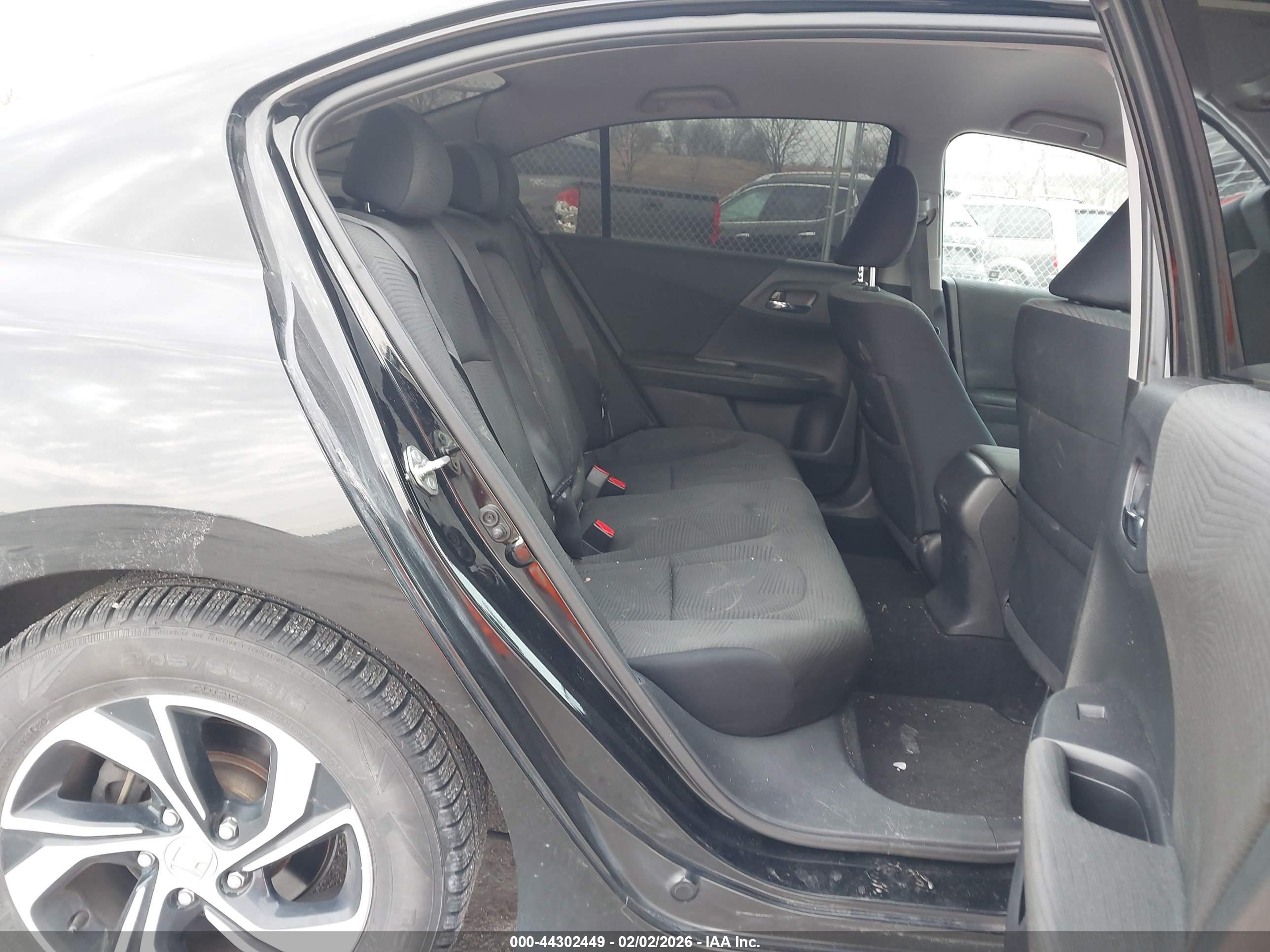 HONDA ACCORD image 8