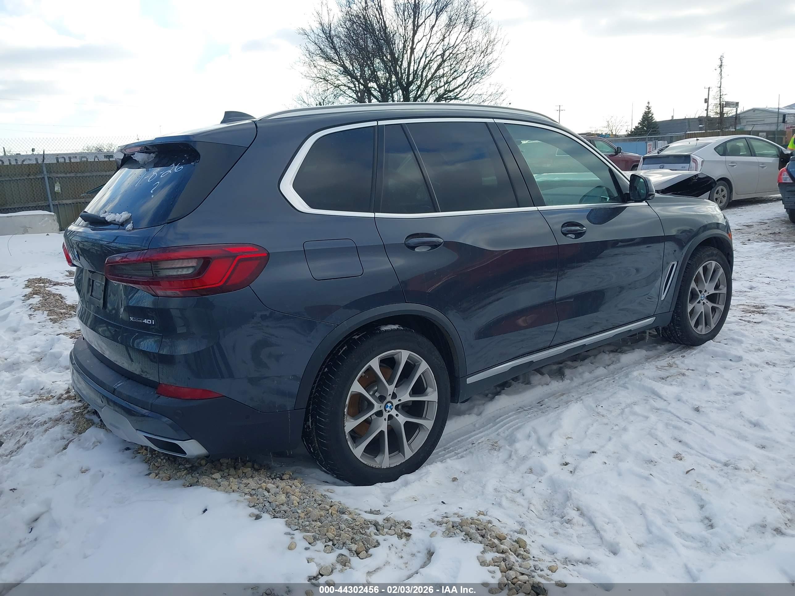 BMW X5 image 4