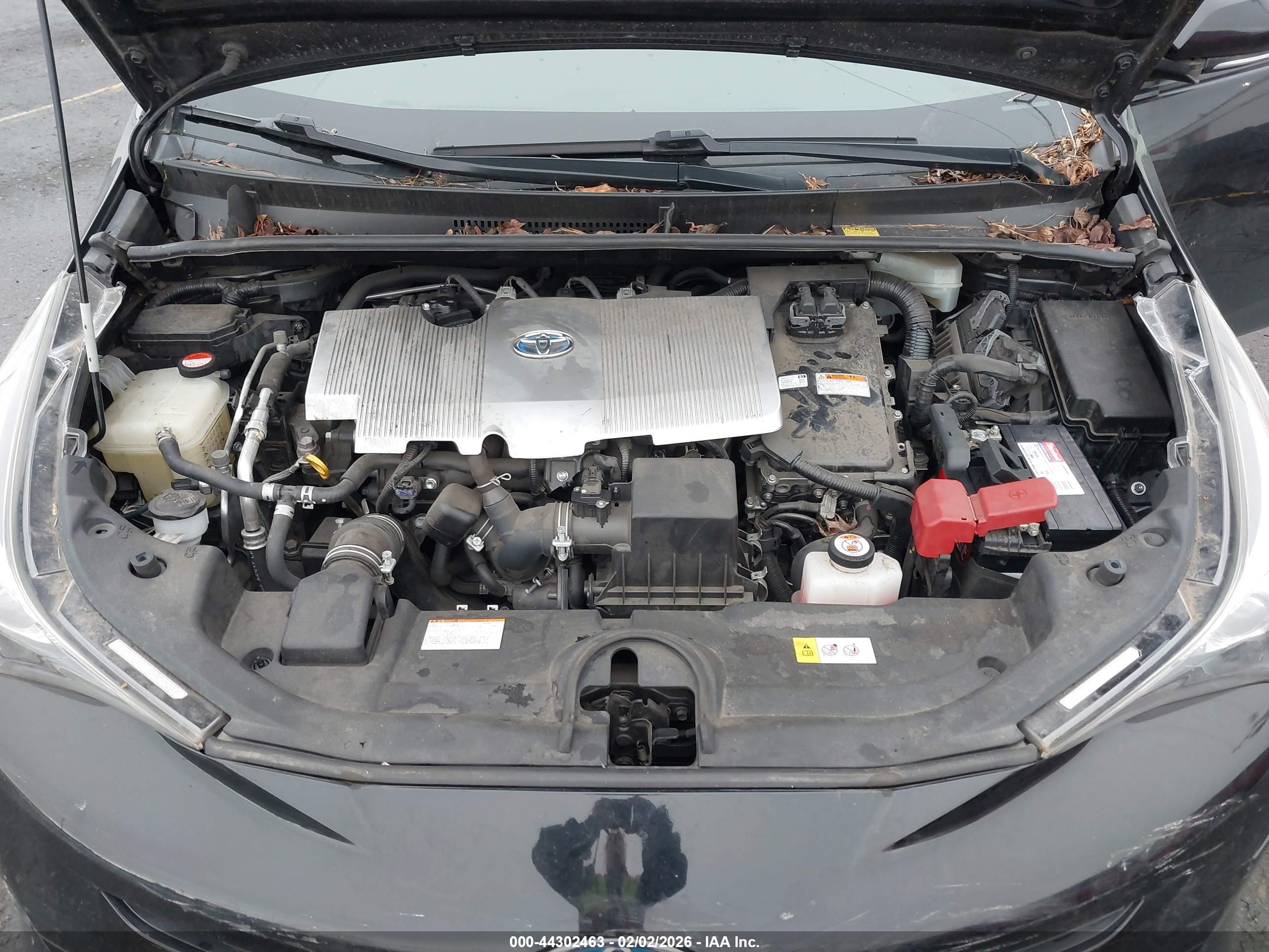 TOYOTA PRIUS image 10