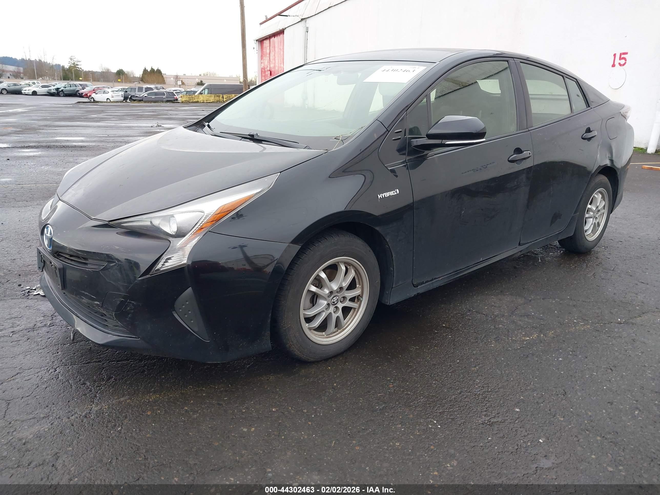 TOYOTA PRIUS image 2