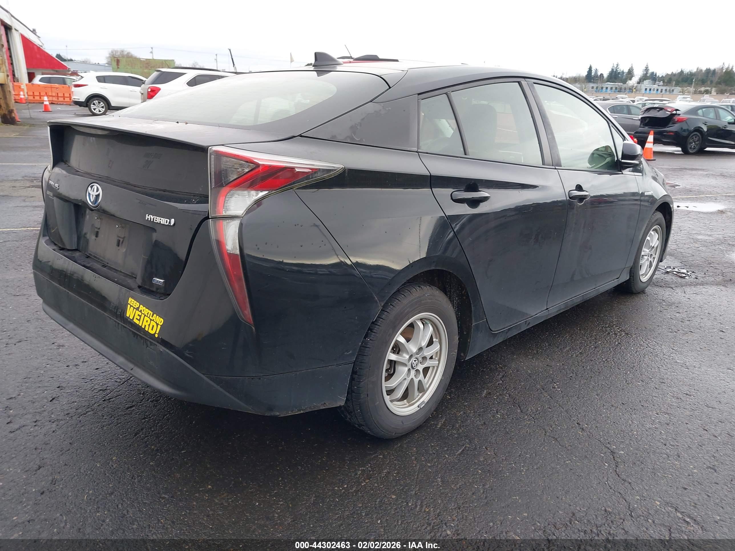 TOYOTA PRIUS image 4