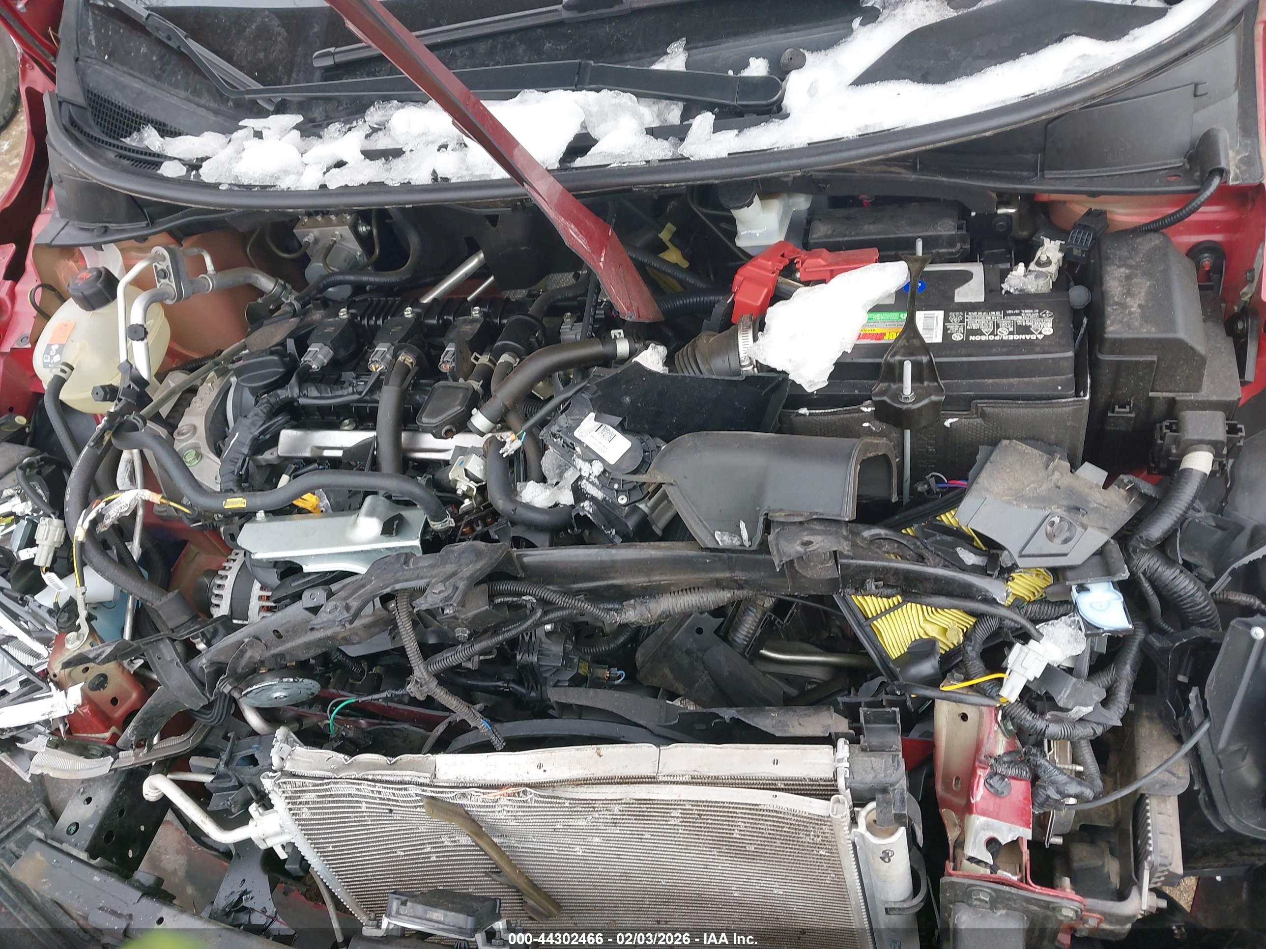 NISSAN VERSA image 10