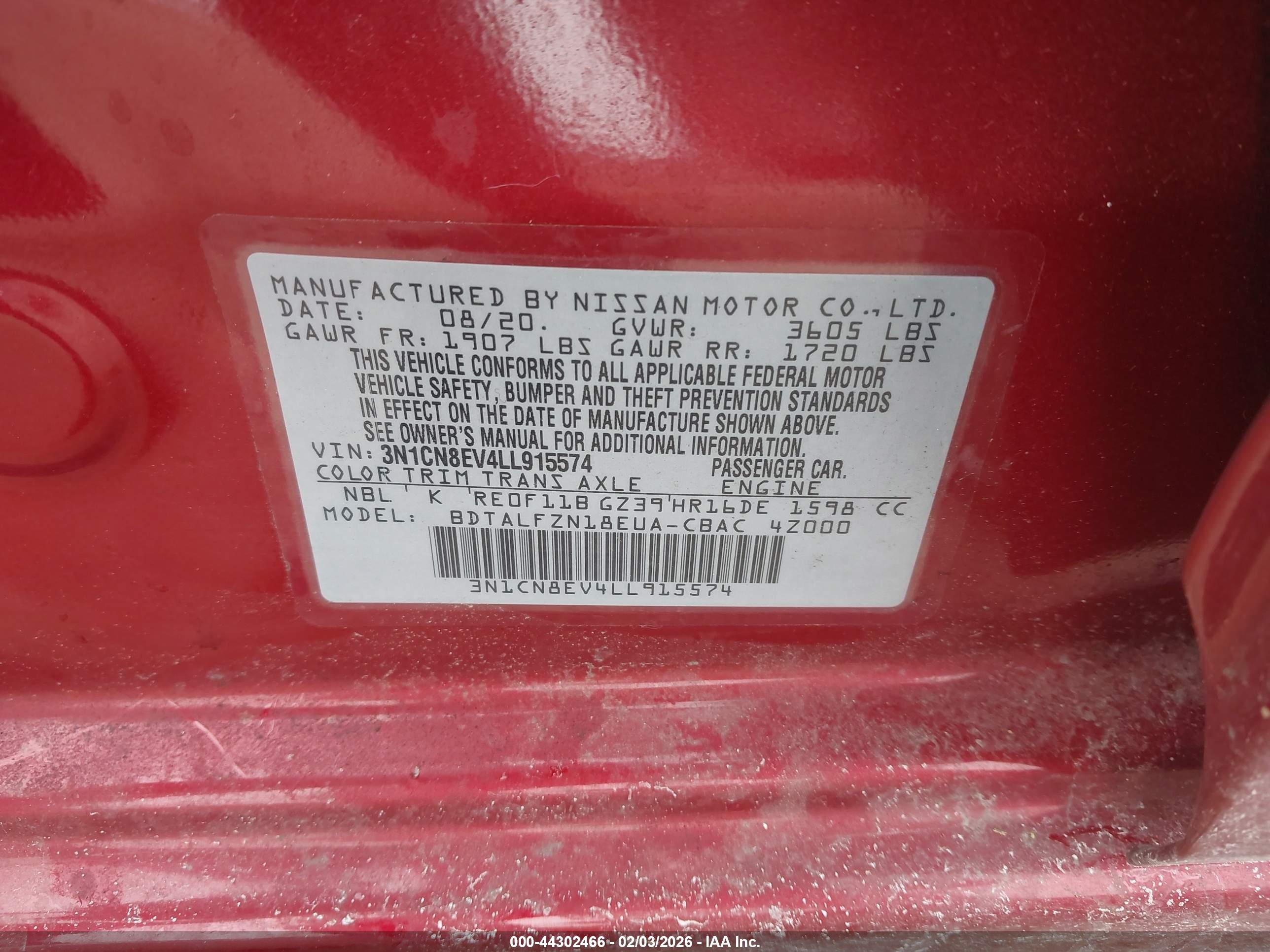 NISSAN VERSA image 9