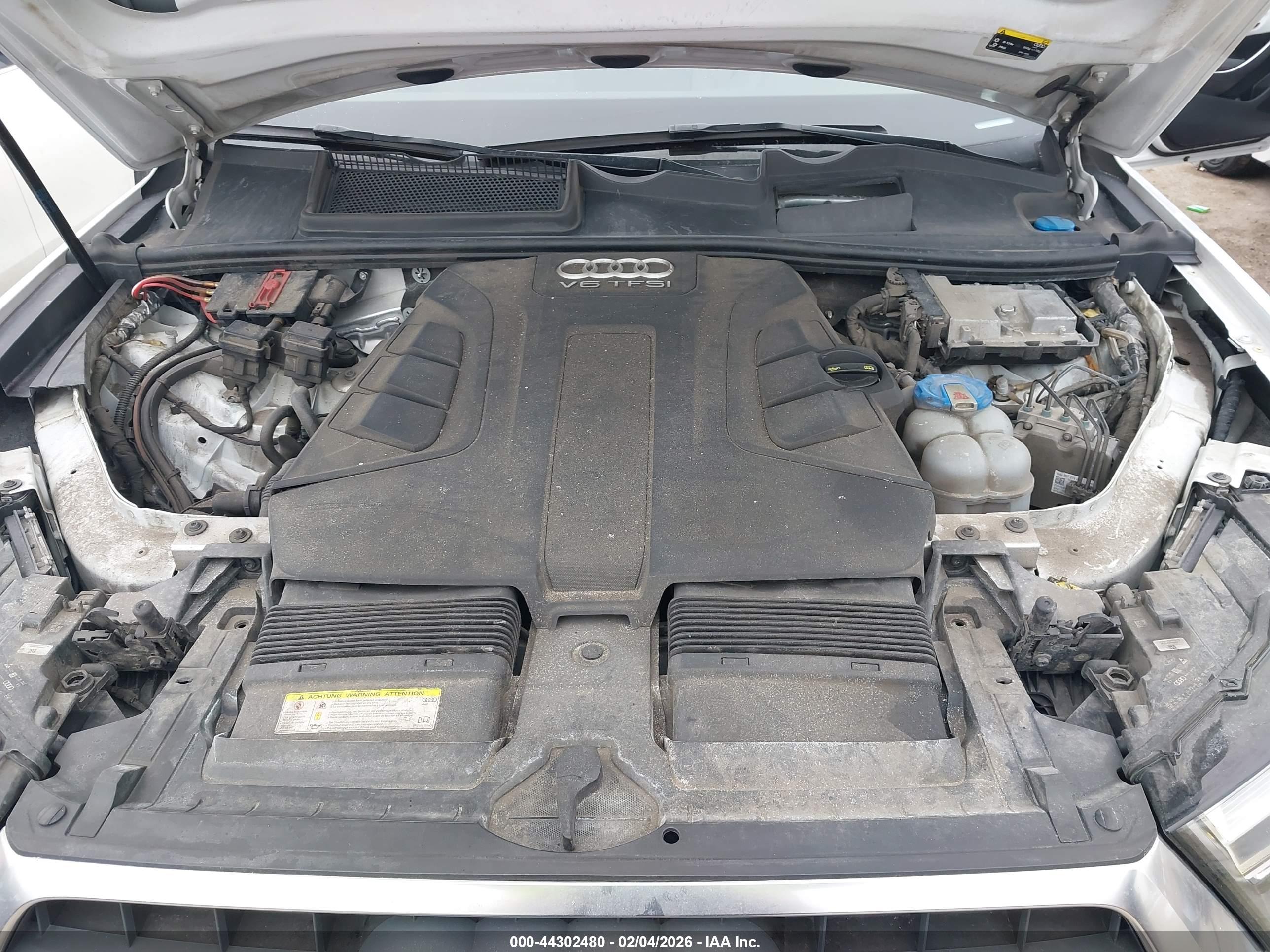 AUDI Q7 image 10