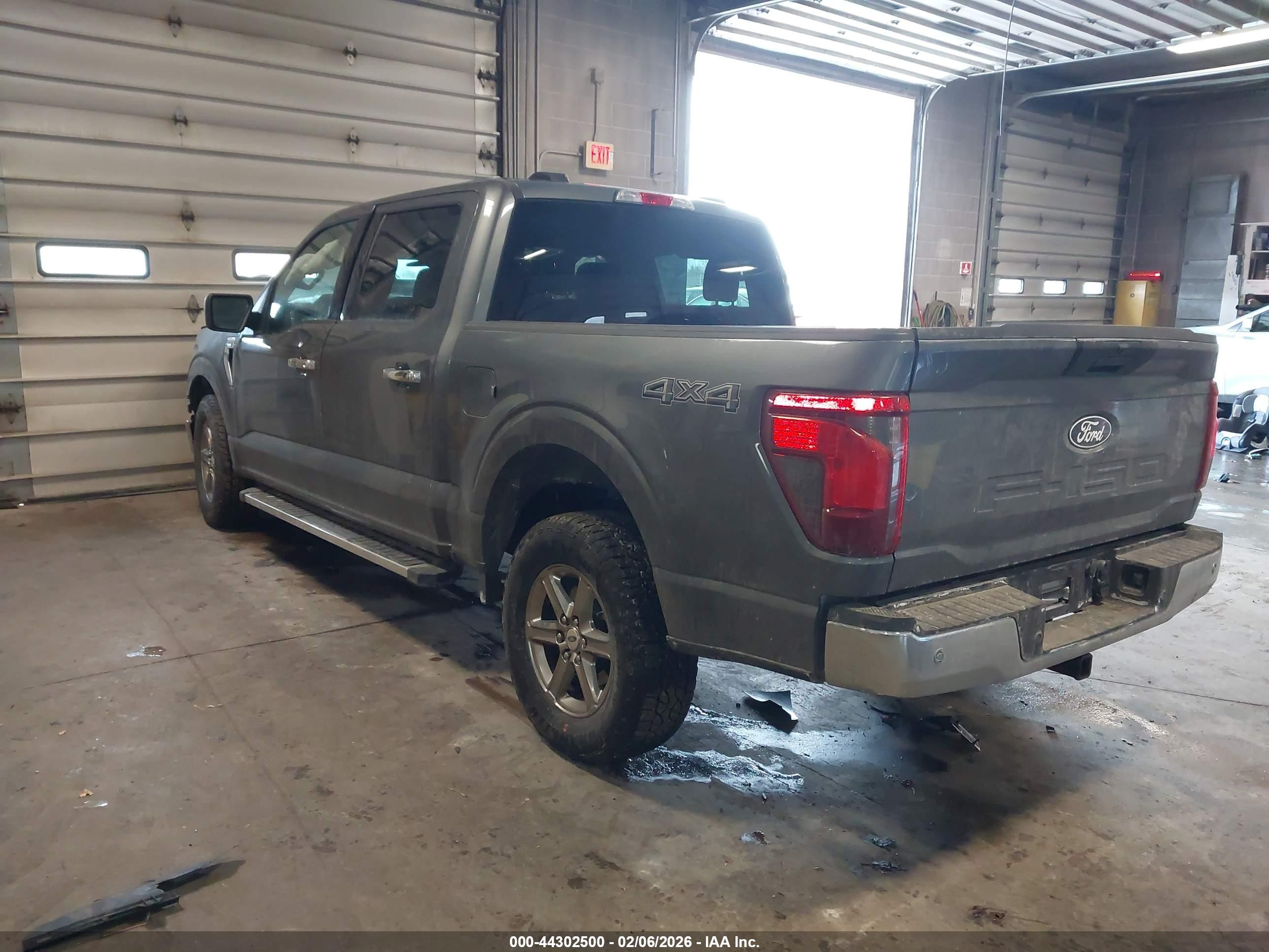FORD F-150 image 3