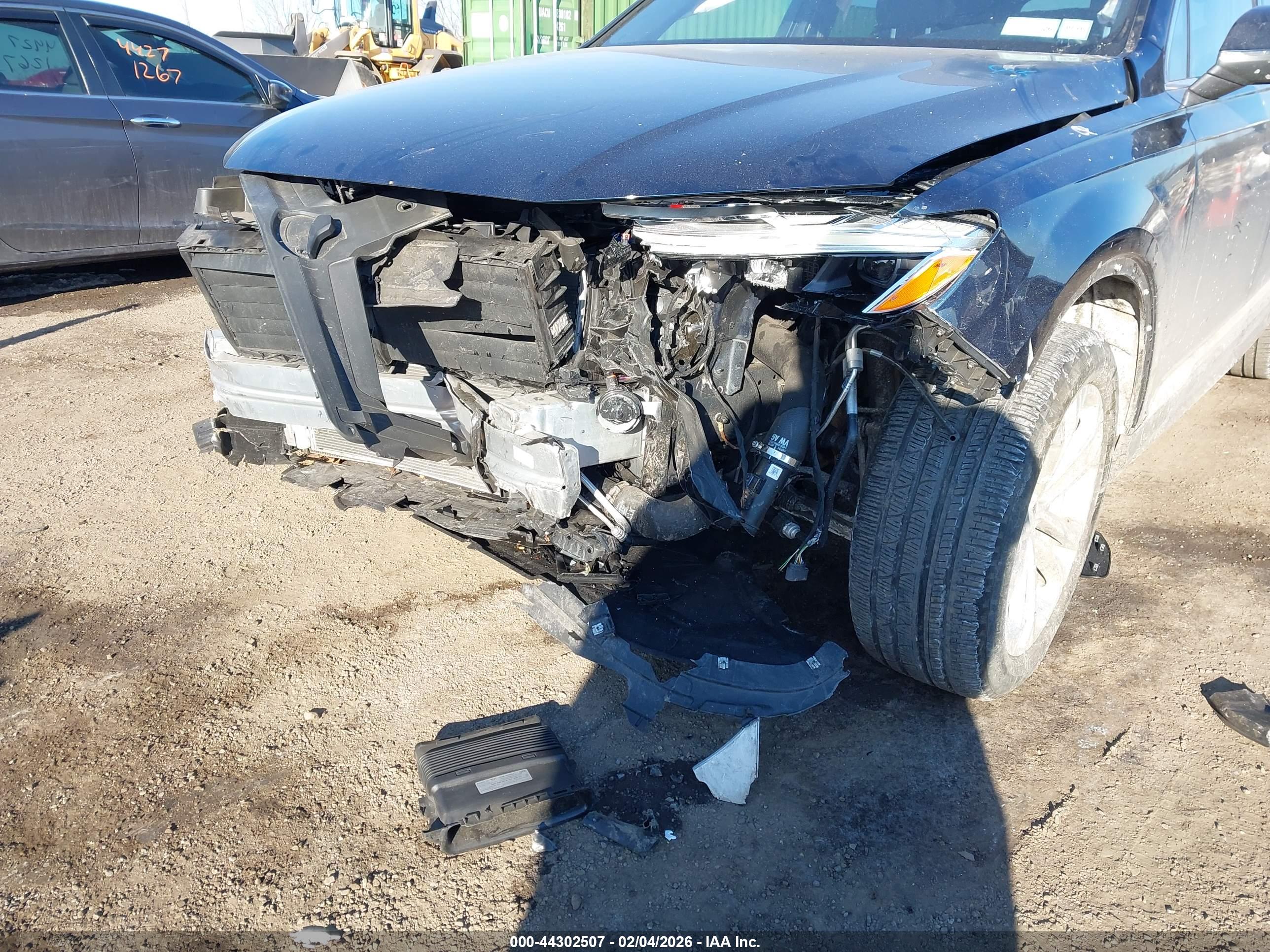 AUDI Q7 image 6
