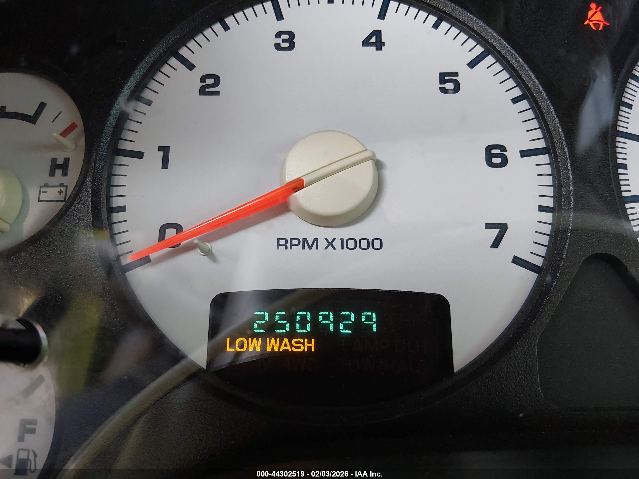 DODGE RAM image 7