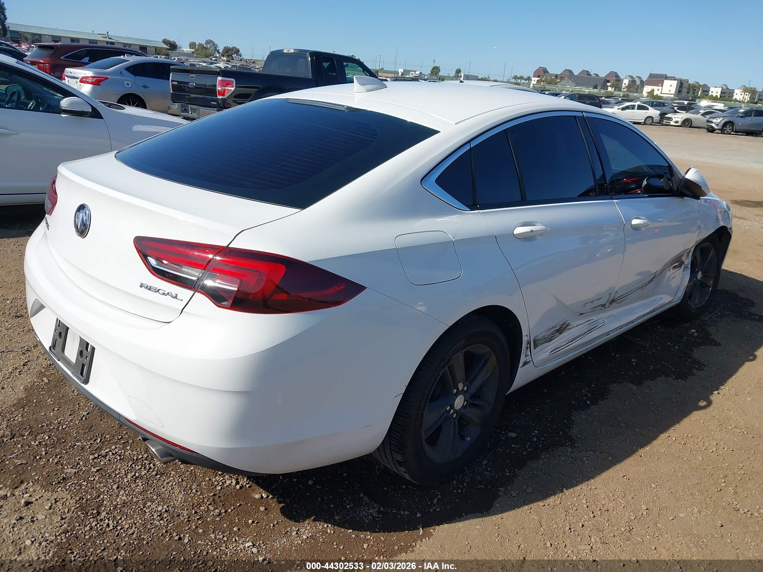 BUICK REGAL image 4