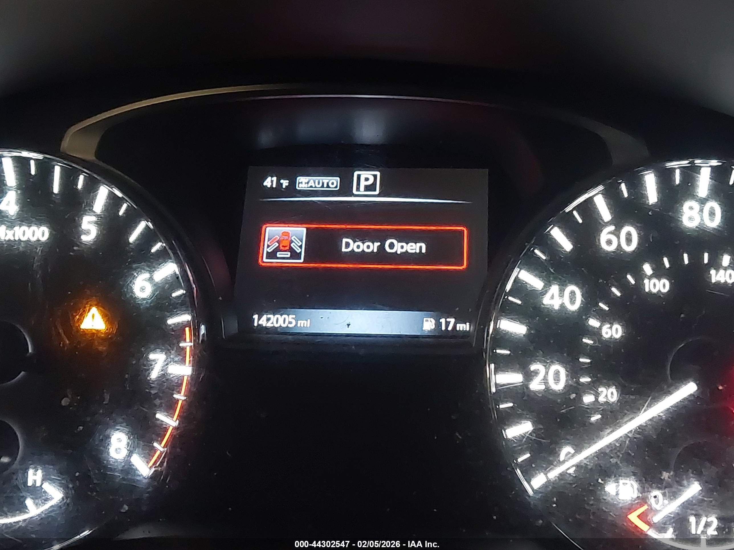NISSAN PATHFINDER image 7