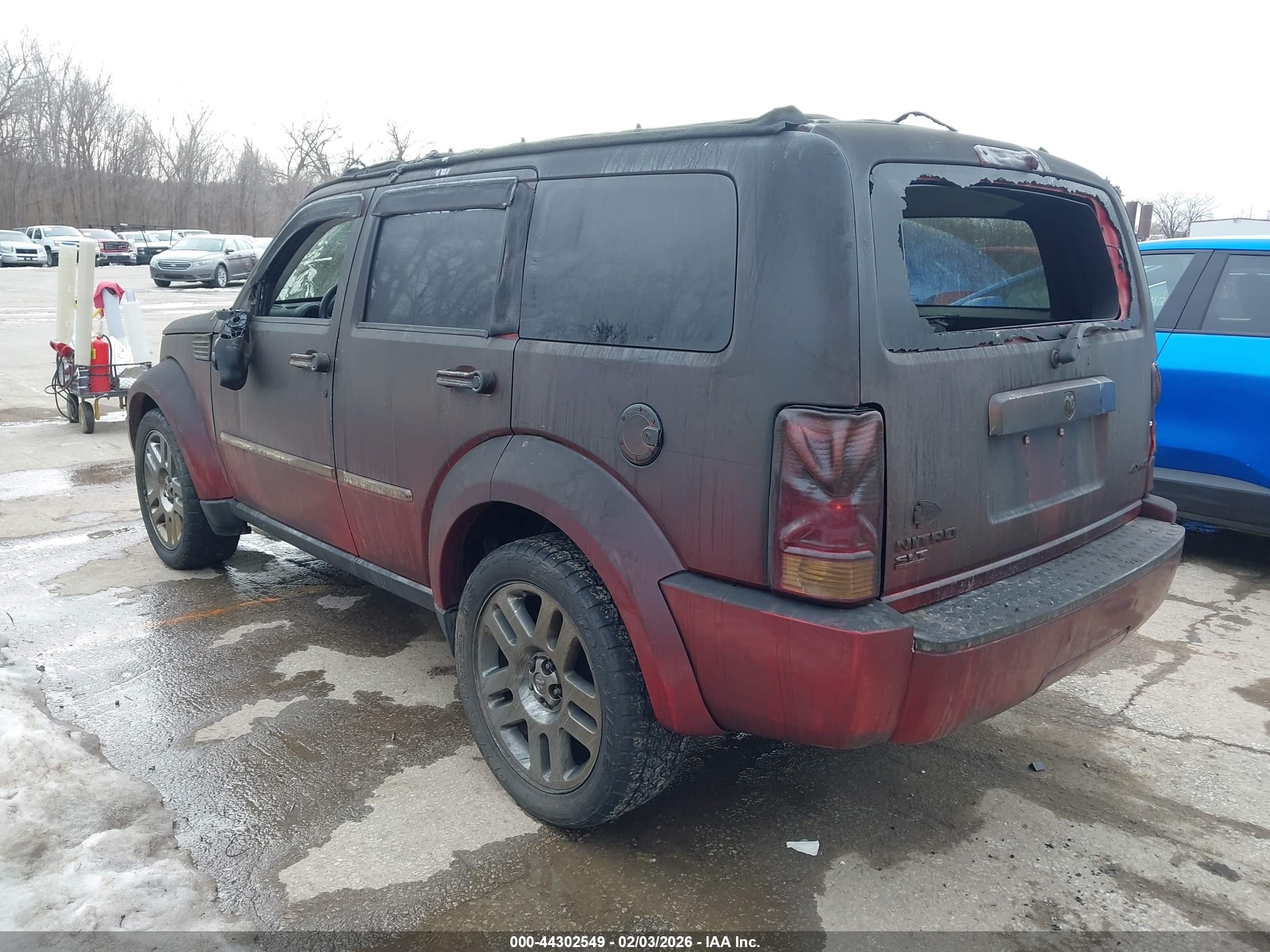 DODGE NITRO image 3