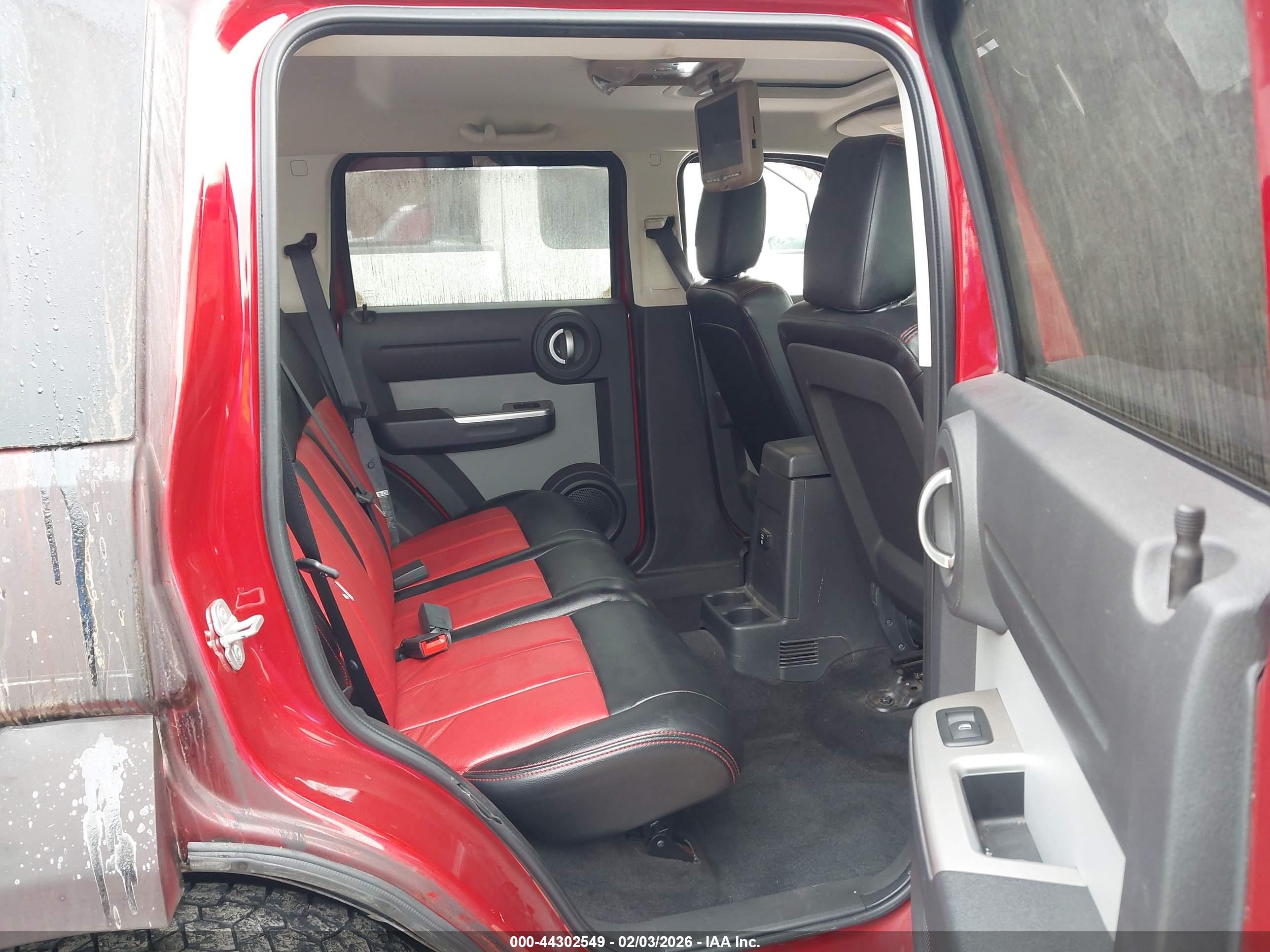 DODGE NITRO image 8