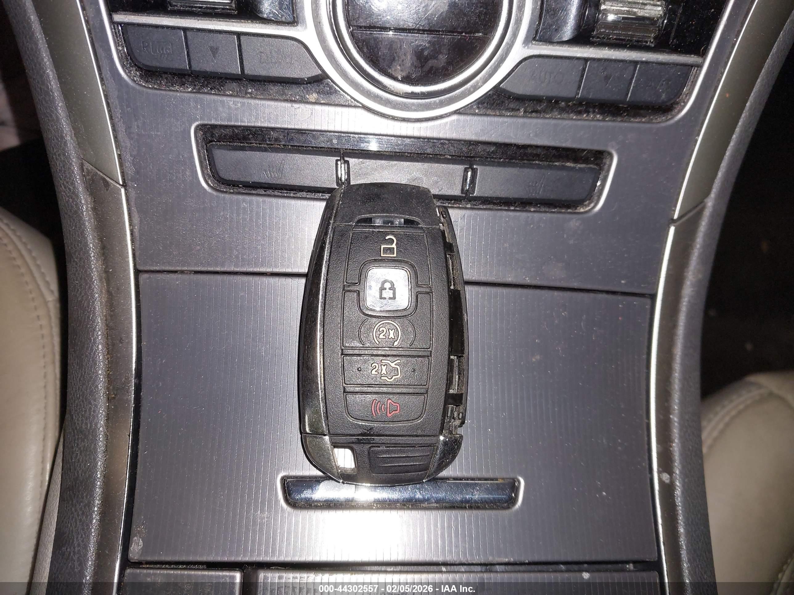 LINCOLN MKZ image 11