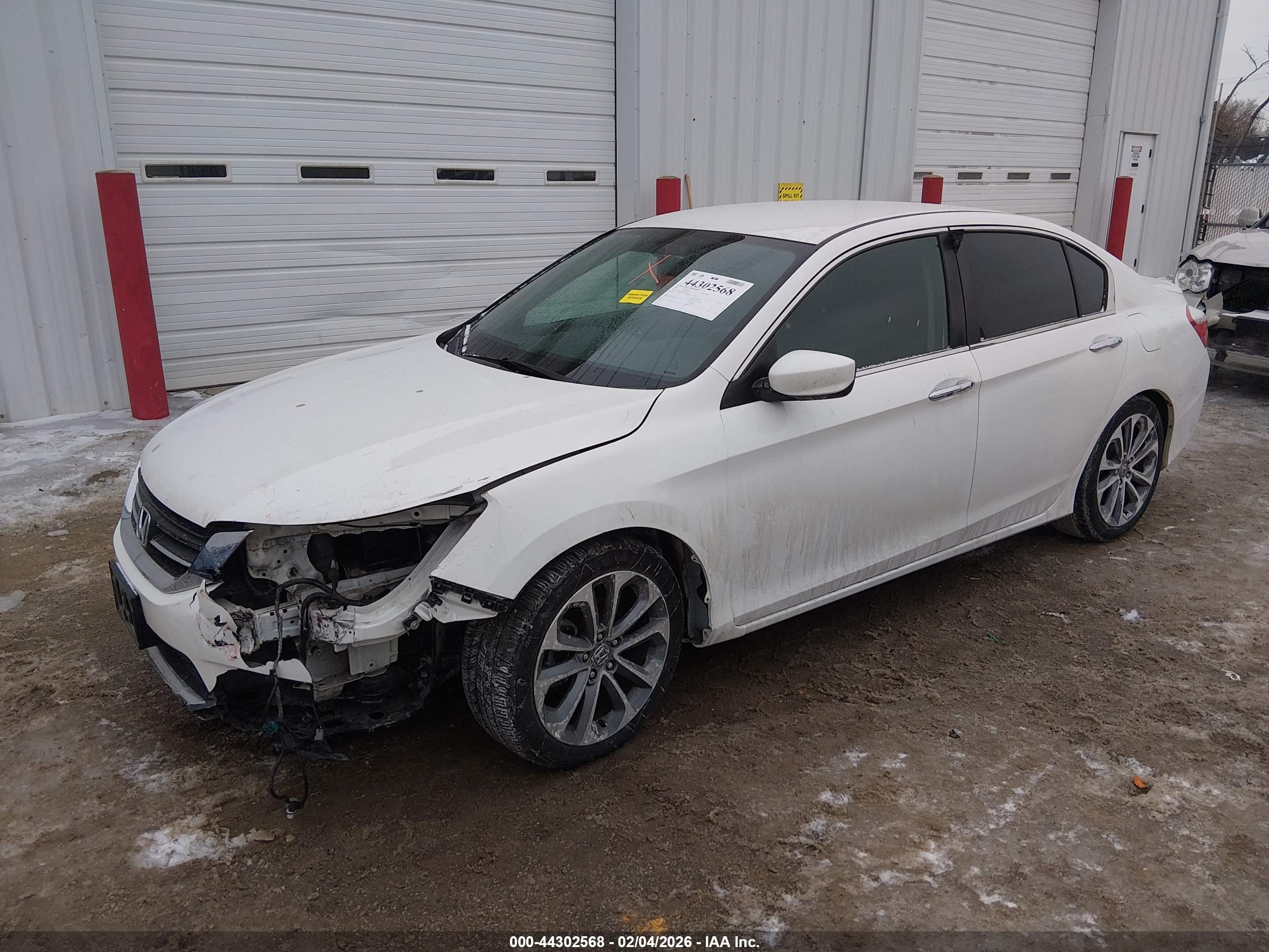 HONDA ACCORD image 2