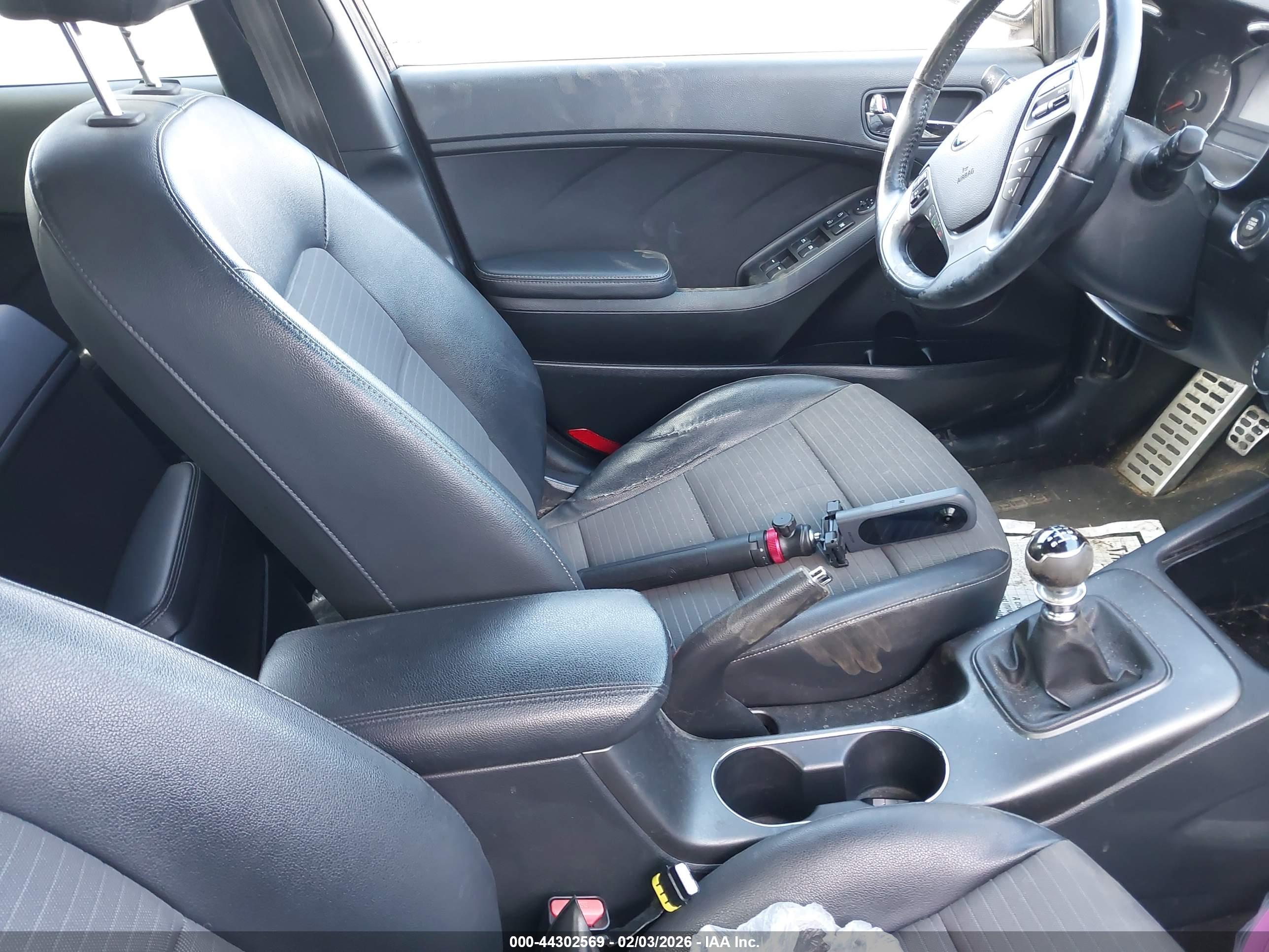 KIA FORTE image 5
