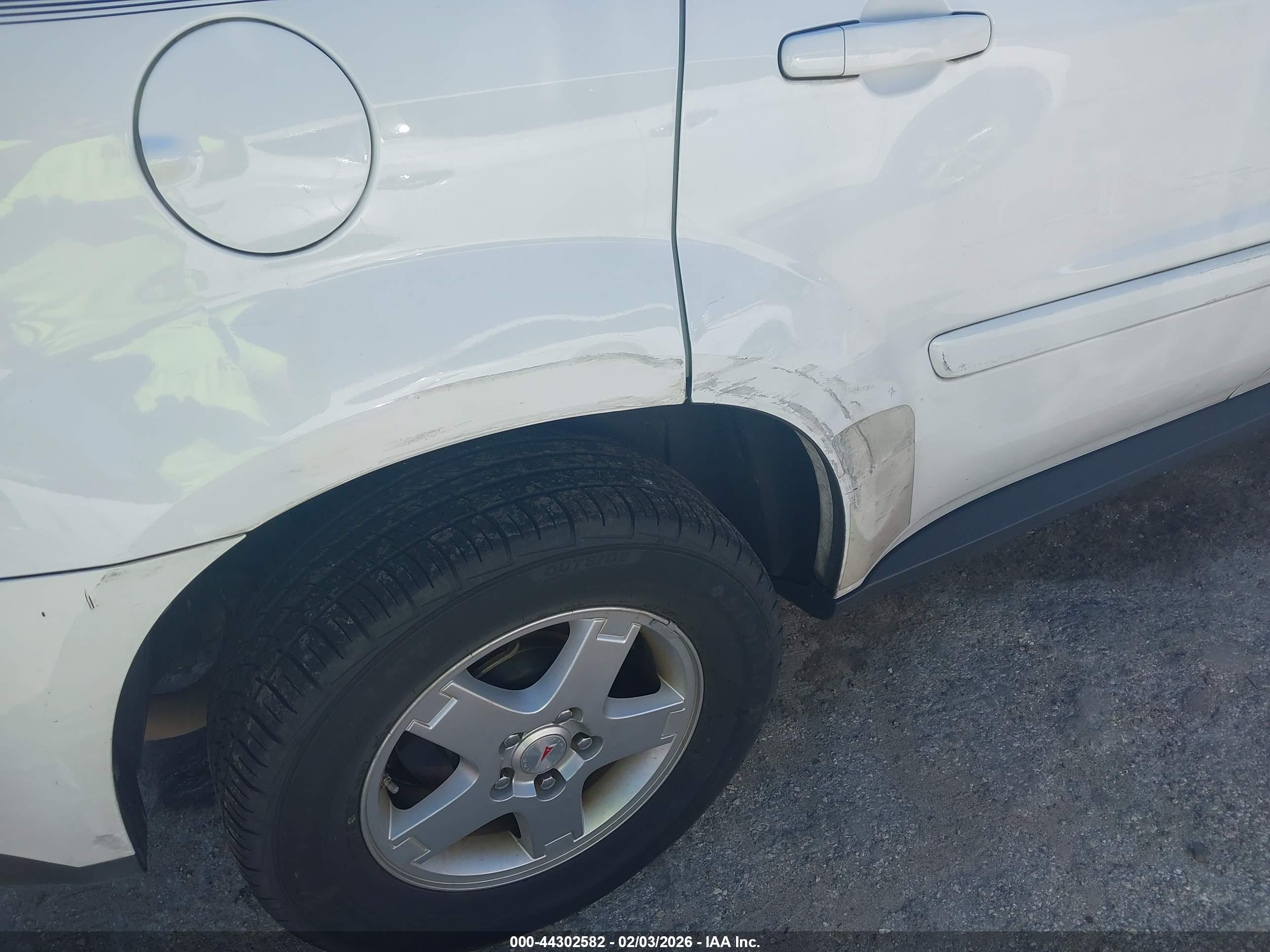 PONTIAC TORRENT image 6